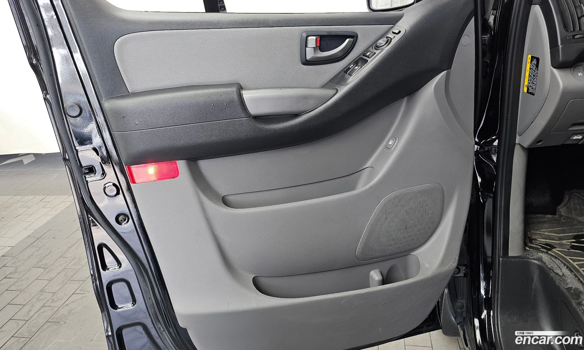 Hyundai Grand Starex 2020 — 21