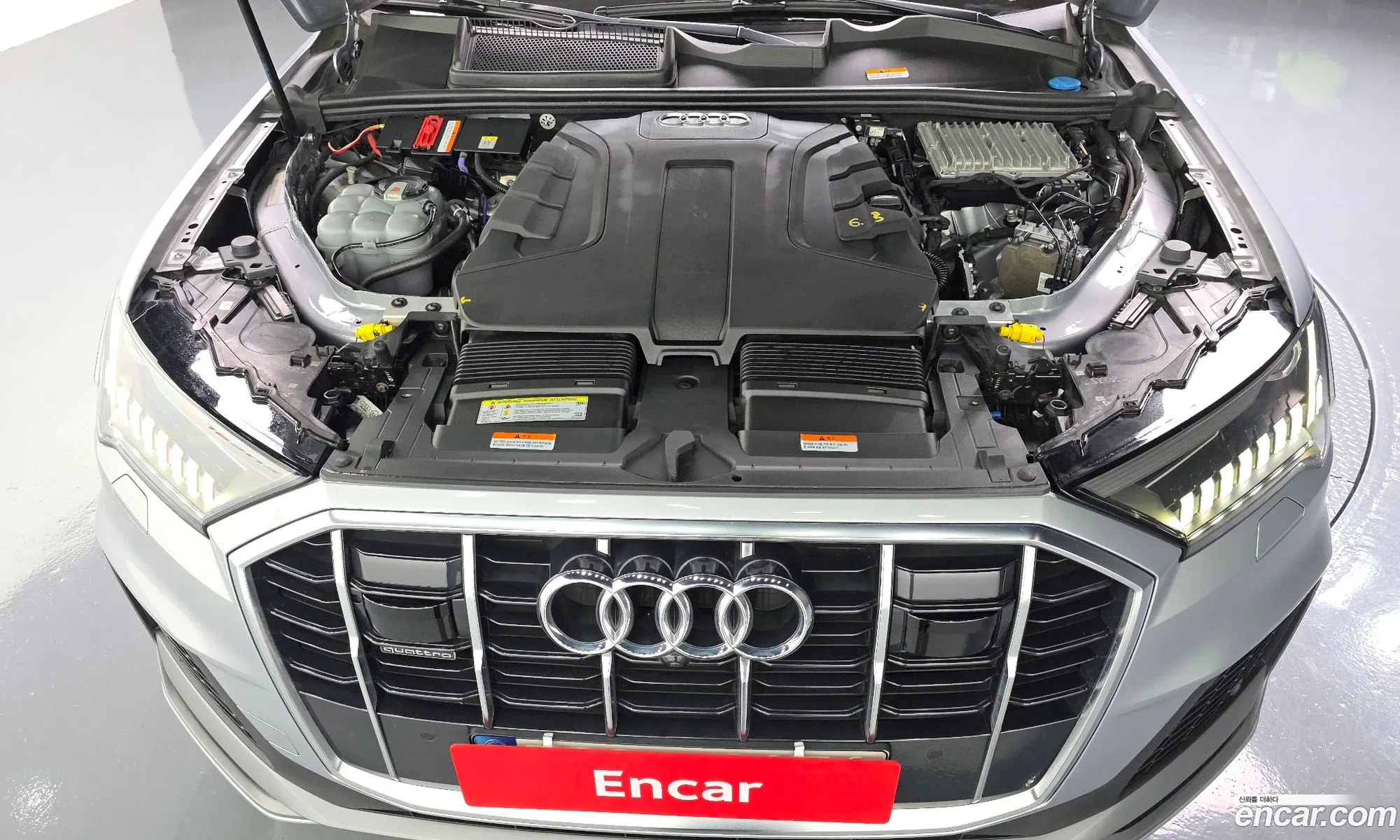 Audi Q7 2021 — 18