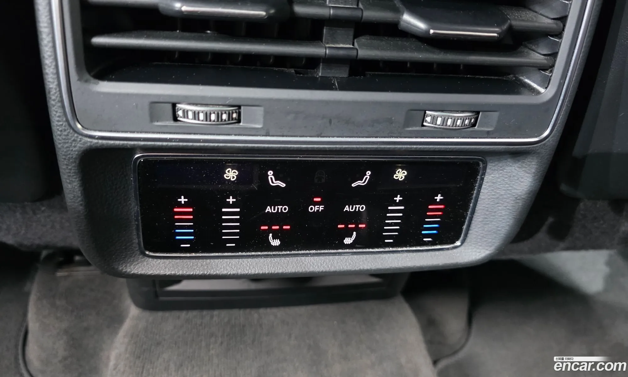 Audi Q7 2021 — 25