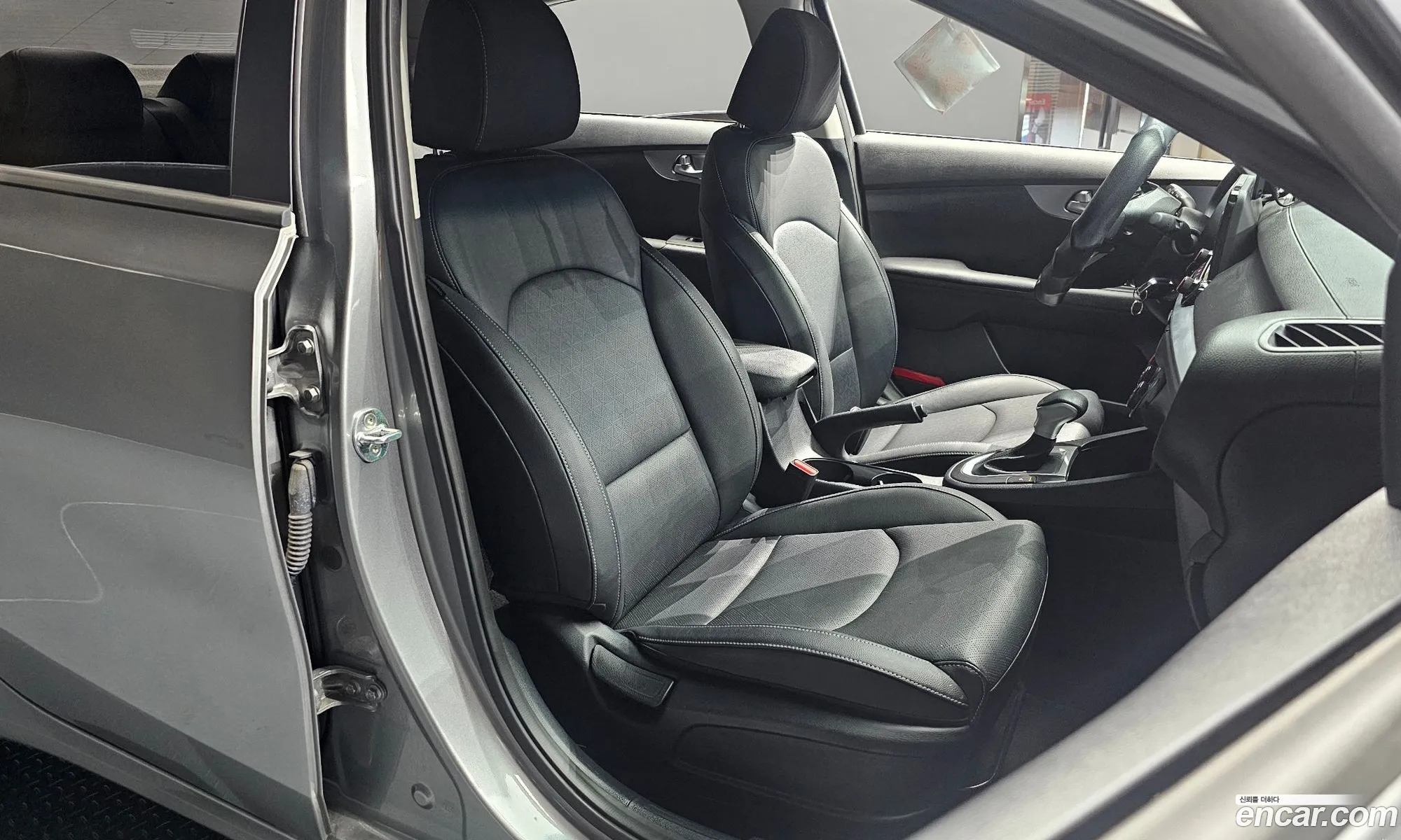 Kia K3 2021 — 19