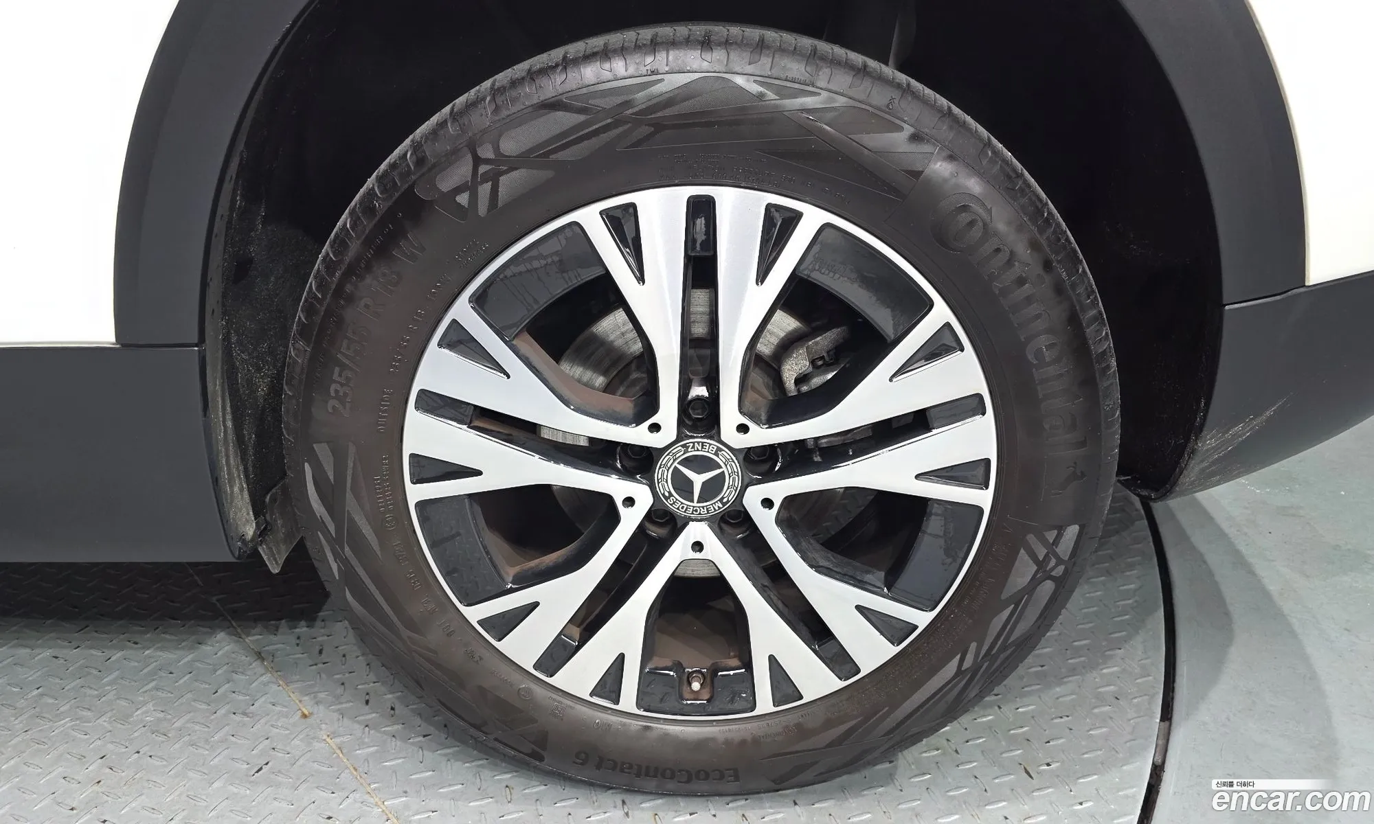 Mercedes-Benz GLB-Class X247 2024 — 14