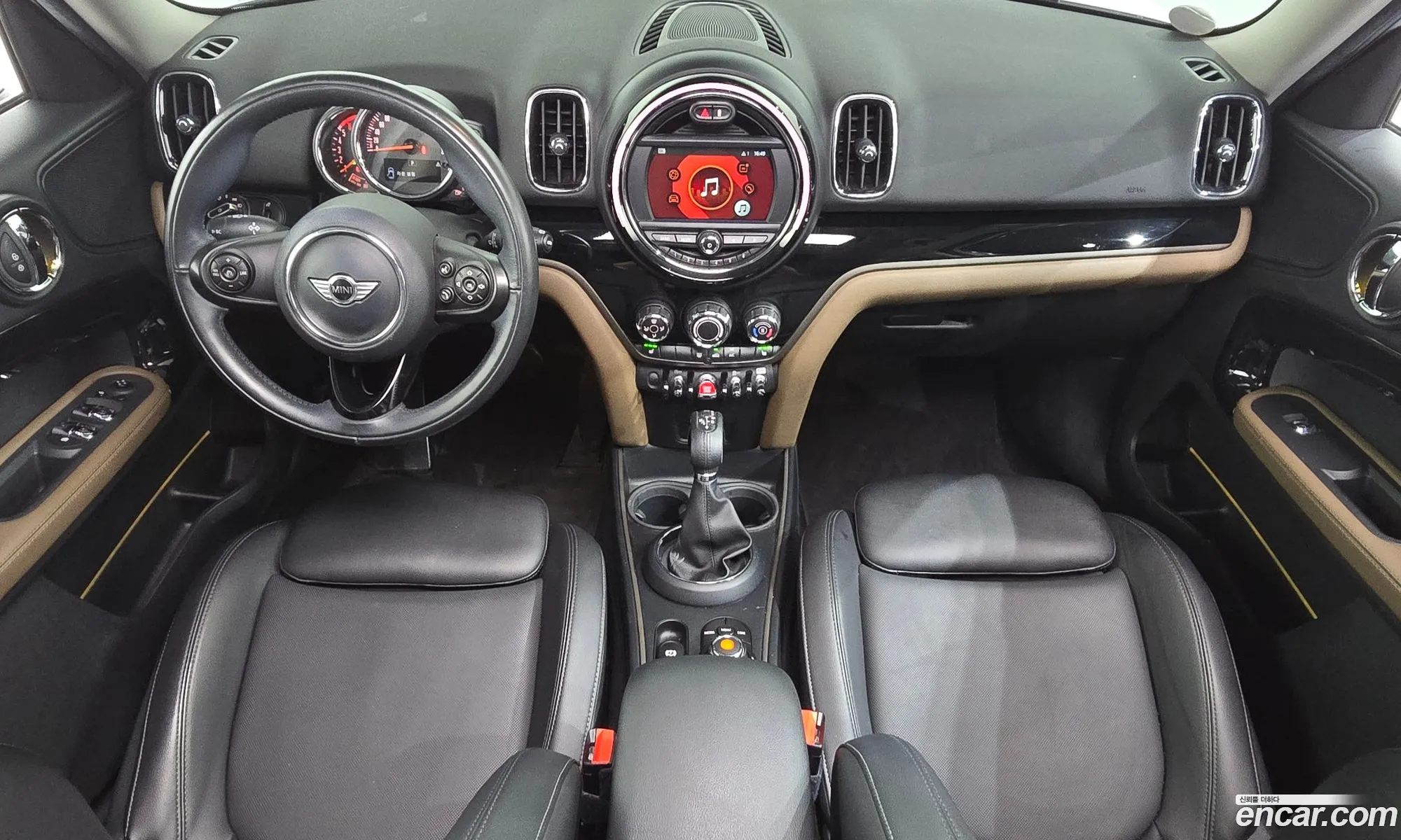 Mini Cooper D Countryman 2018 — 24