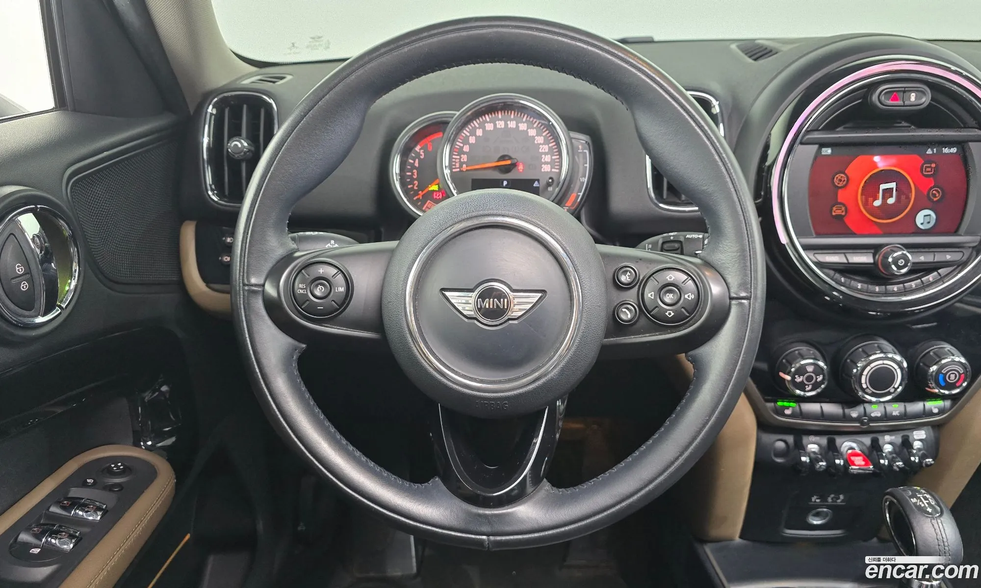 Mini Cooper D Countryman 2018 — 4