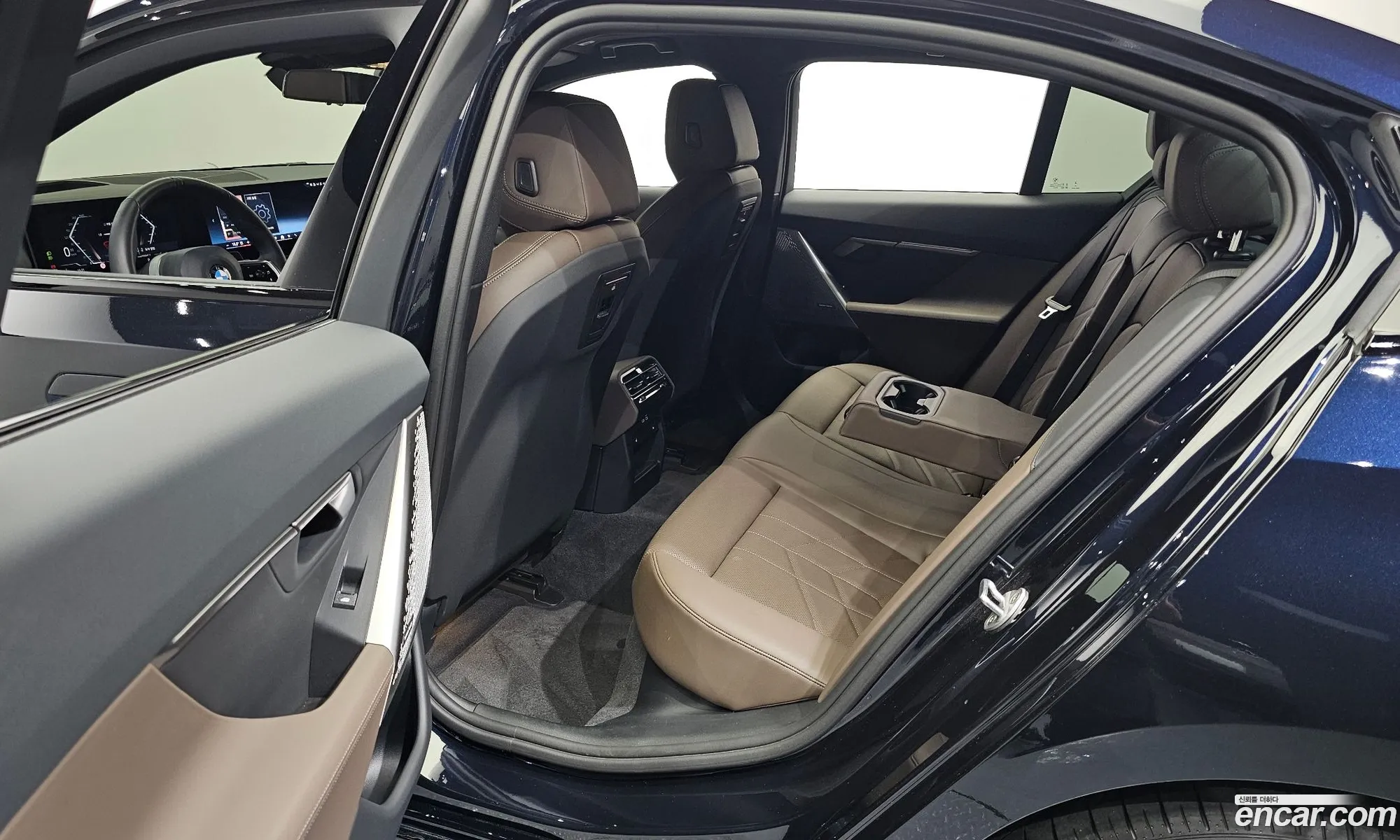 BMW 5 Series 2024 — 12