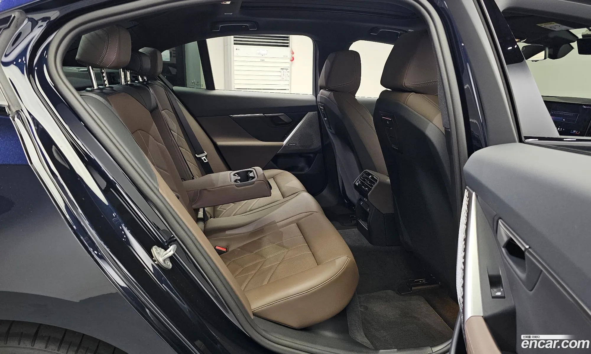 BMW 5 Series 2024 — 8