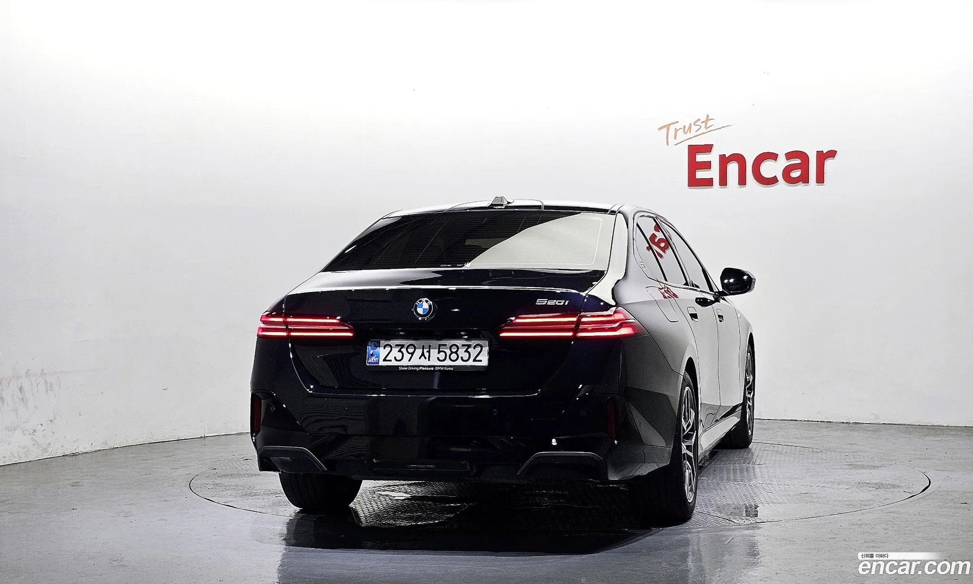 BMW 5 Series 2024 — 31