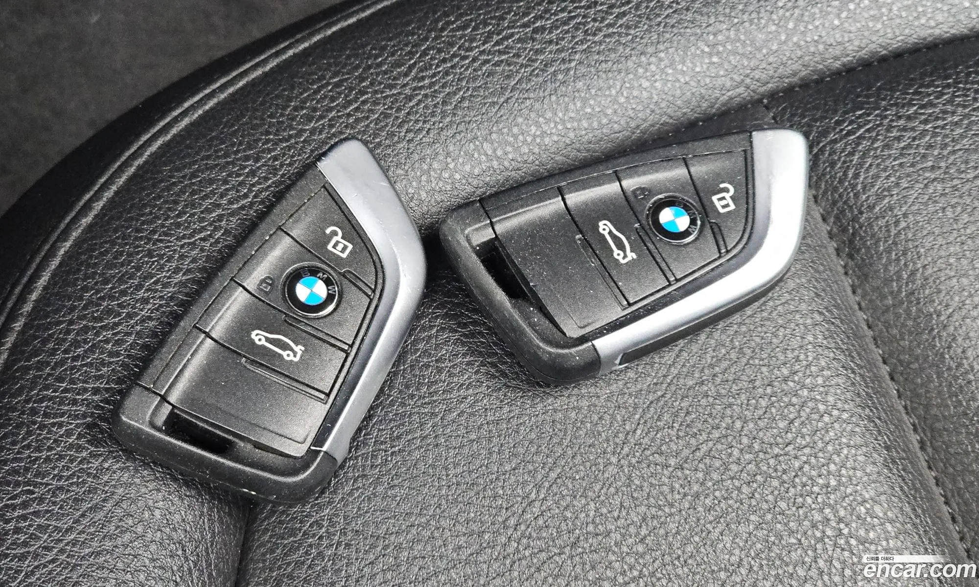 BMW X1 2016 WBAHT9102G5F14152 — 30