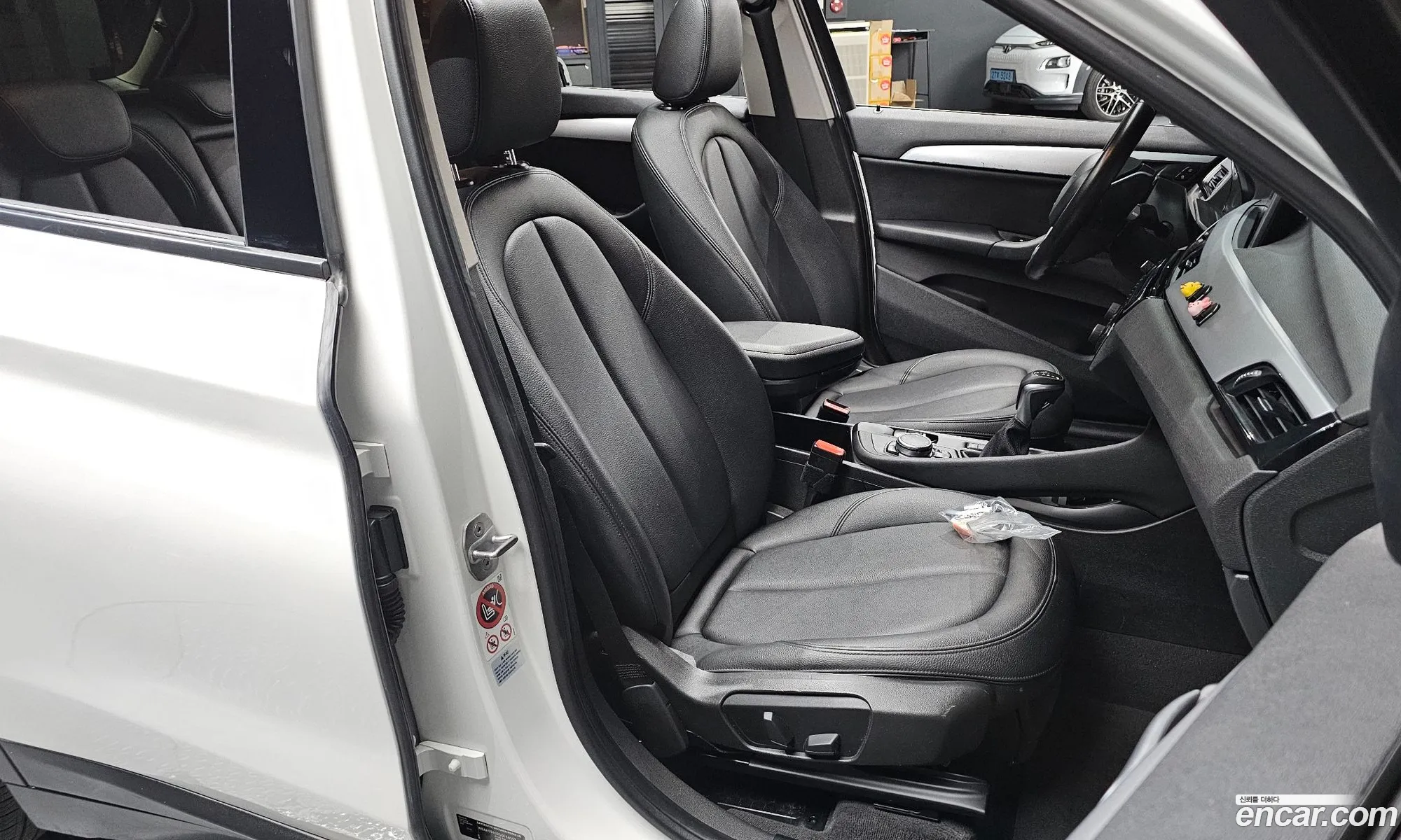 BMW X1 2016 WBAHT9102G5F14152 — 17
