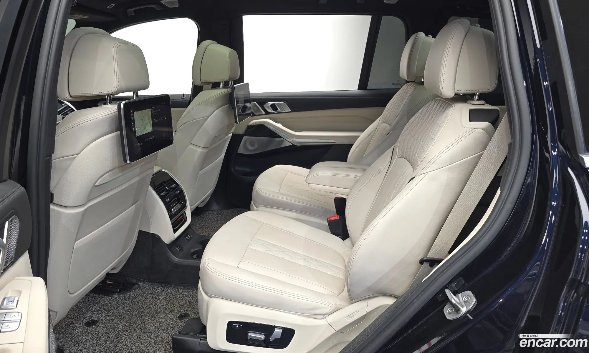 BMW X7 2021 WBACW2109M9H52559 — 16