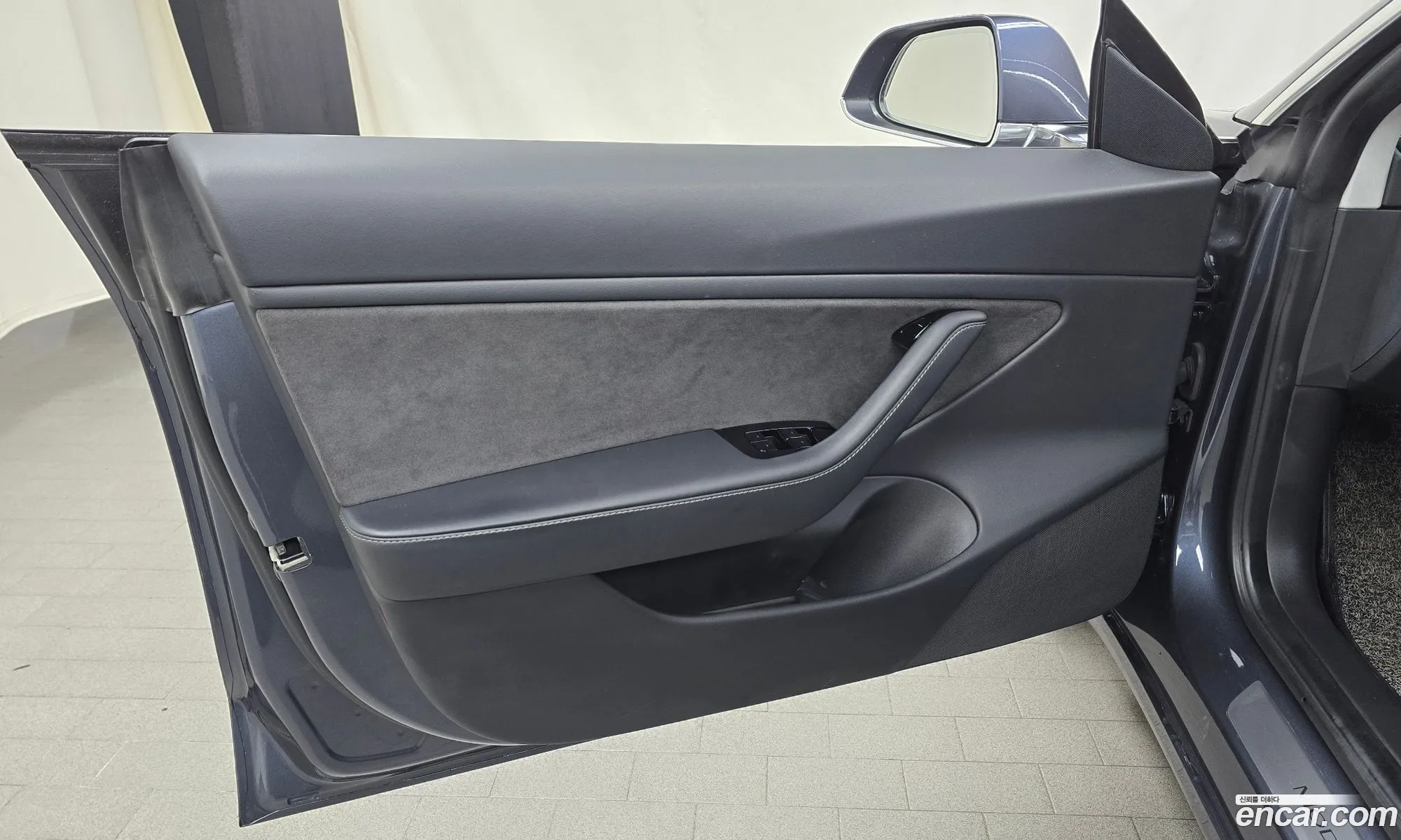 Tesla Model 3 2020 — 28