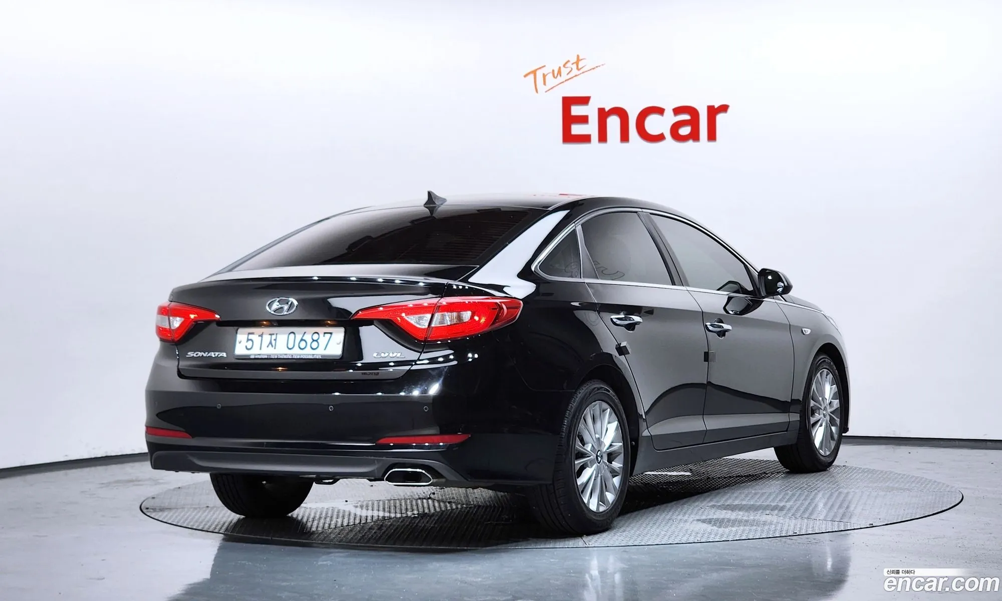 Hyundai LF Sonata 2016 — 30