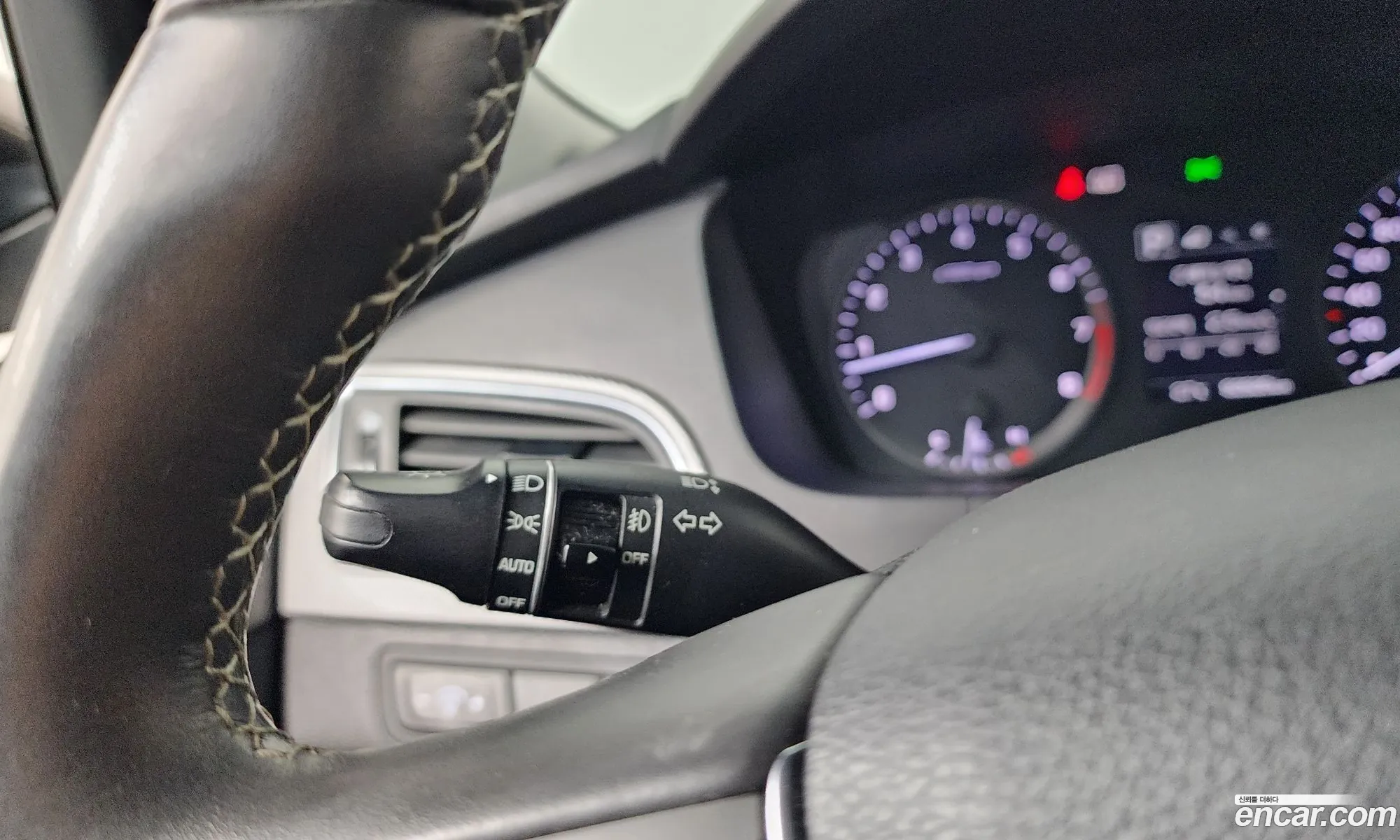 Hyundai LF Sonata 2016 — 27