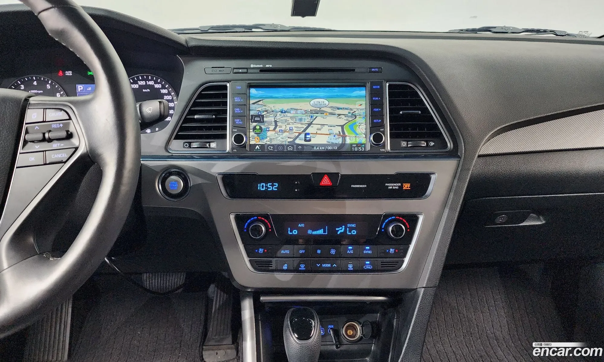 Hyundai LF Sonata 2016 — 16