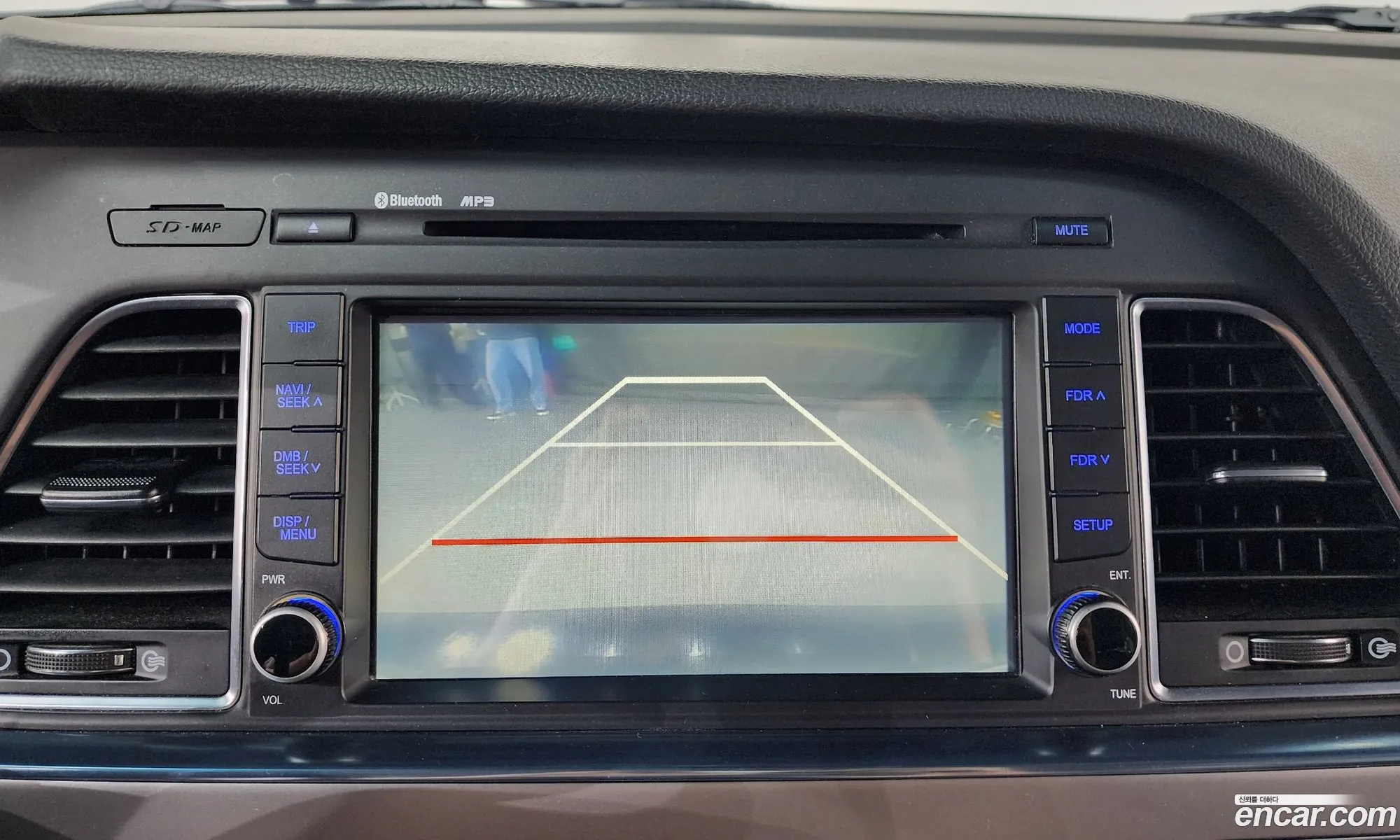 Hyundai LF Sonata 2016 — 20