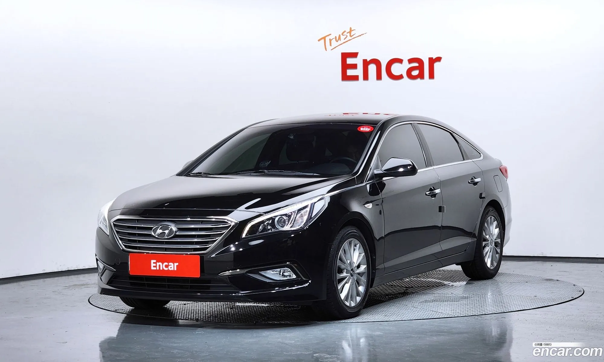 Hyundai LF Sonata 2016 — 21