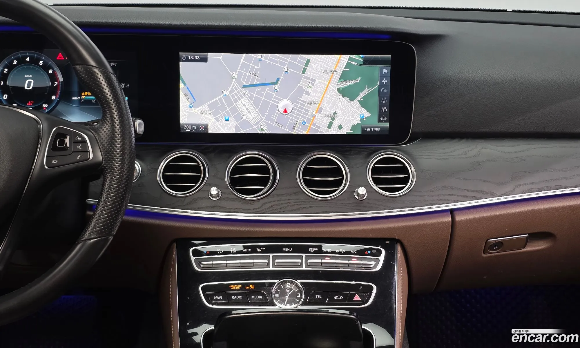 Mercedes-Benz E-Class W213 2016 WDDZF4KB0HA014178 — 5