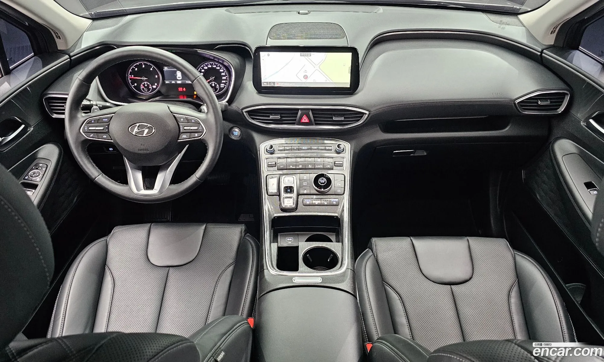 Hyundai Santa Fe 2023 — 10
