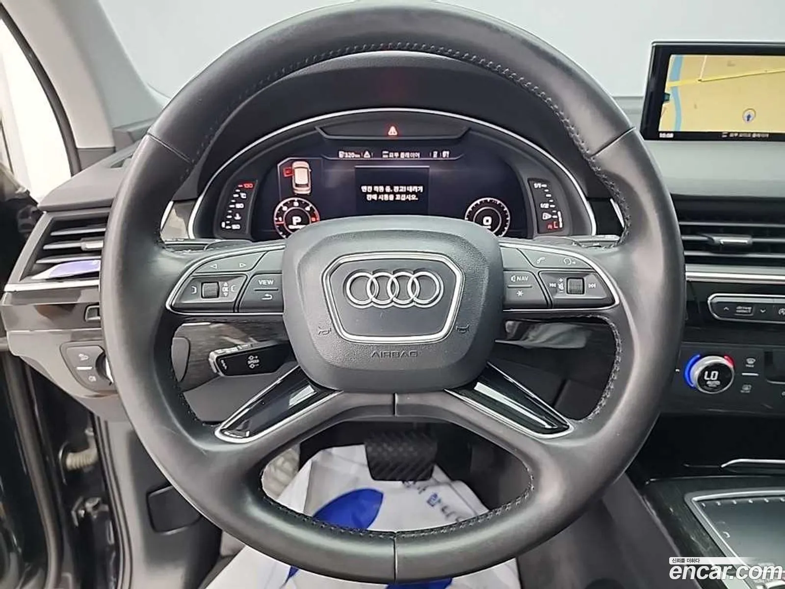 Audi Q7 2016 — 10