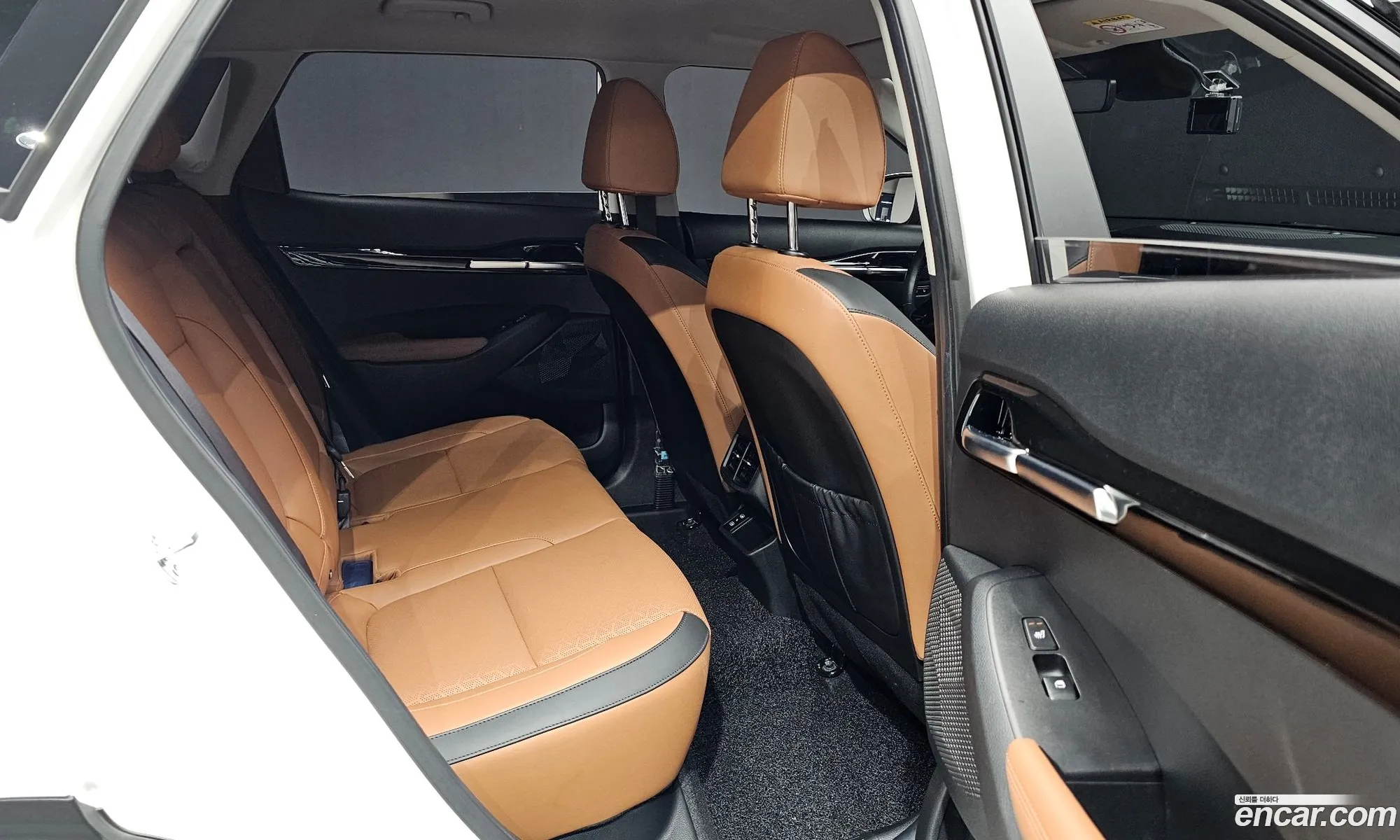 Kia Seltos 2023 — 16