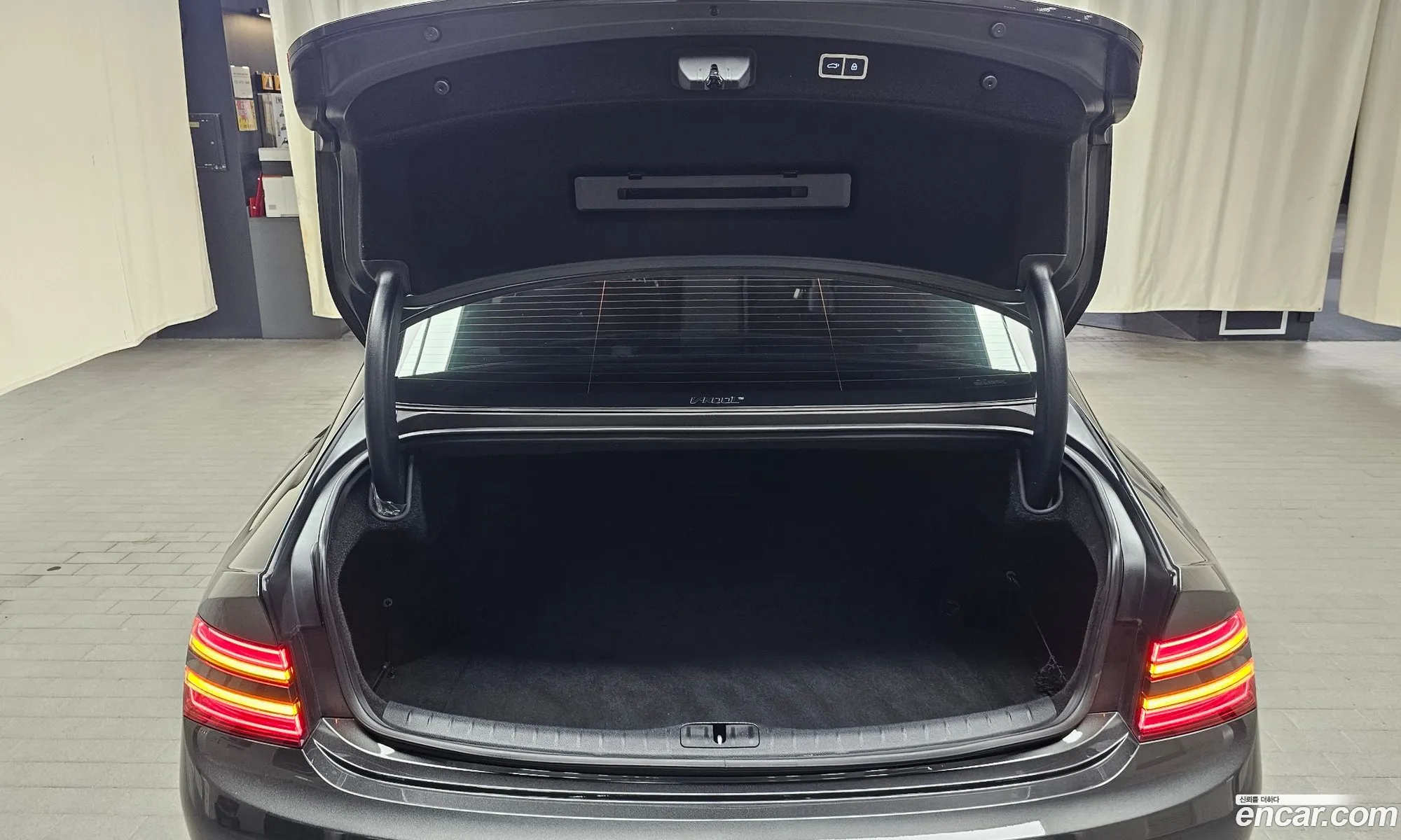 Genesis G80 2022 — 24