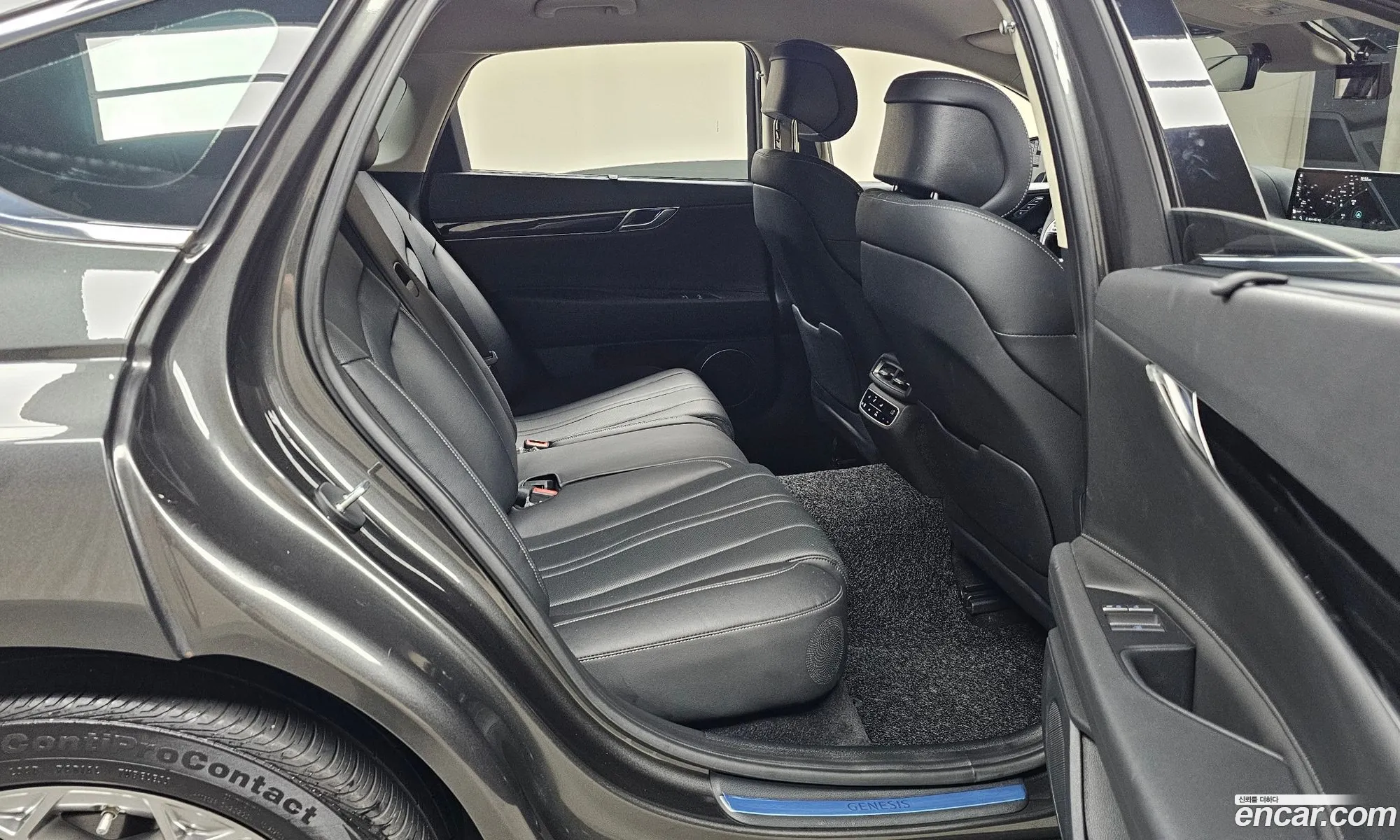 Genesis G80 2022 — 11