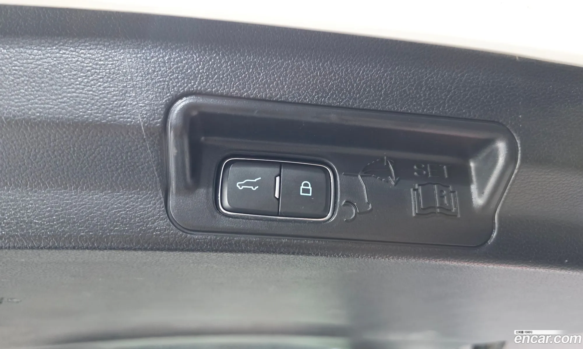 Ford Explorer 6th Gen 2022 1FMSK8FH2NGC12813 — 12