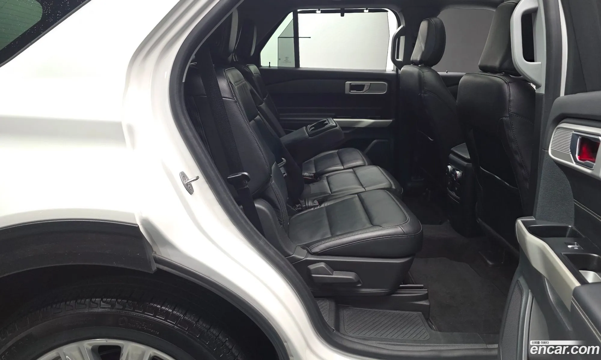 Ford Explorer 6th Gen 2022 1FMSK8FH2NGC12813 — 22