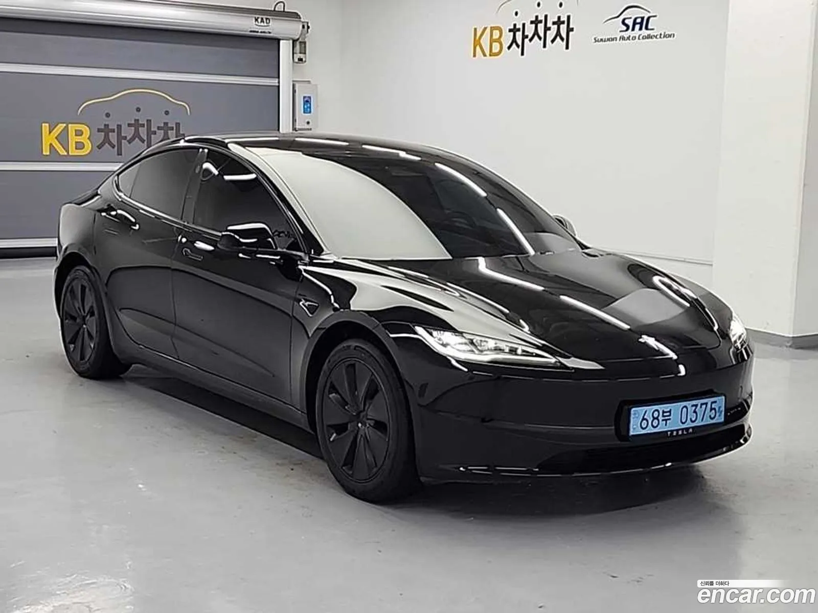 Tesla Model 3 2024 — 3