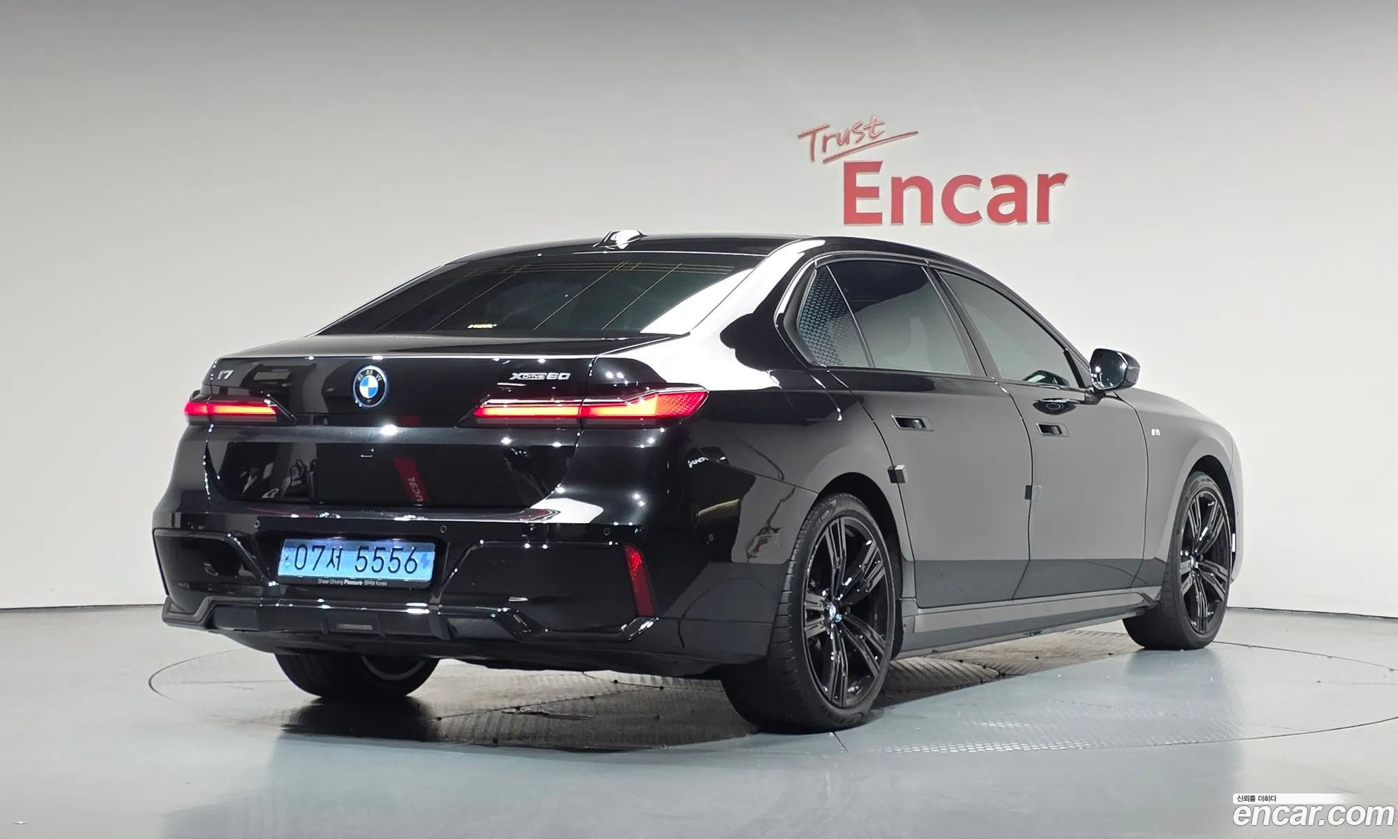 BMW i7 2024 WBY51EJ06RCP80739 — 31