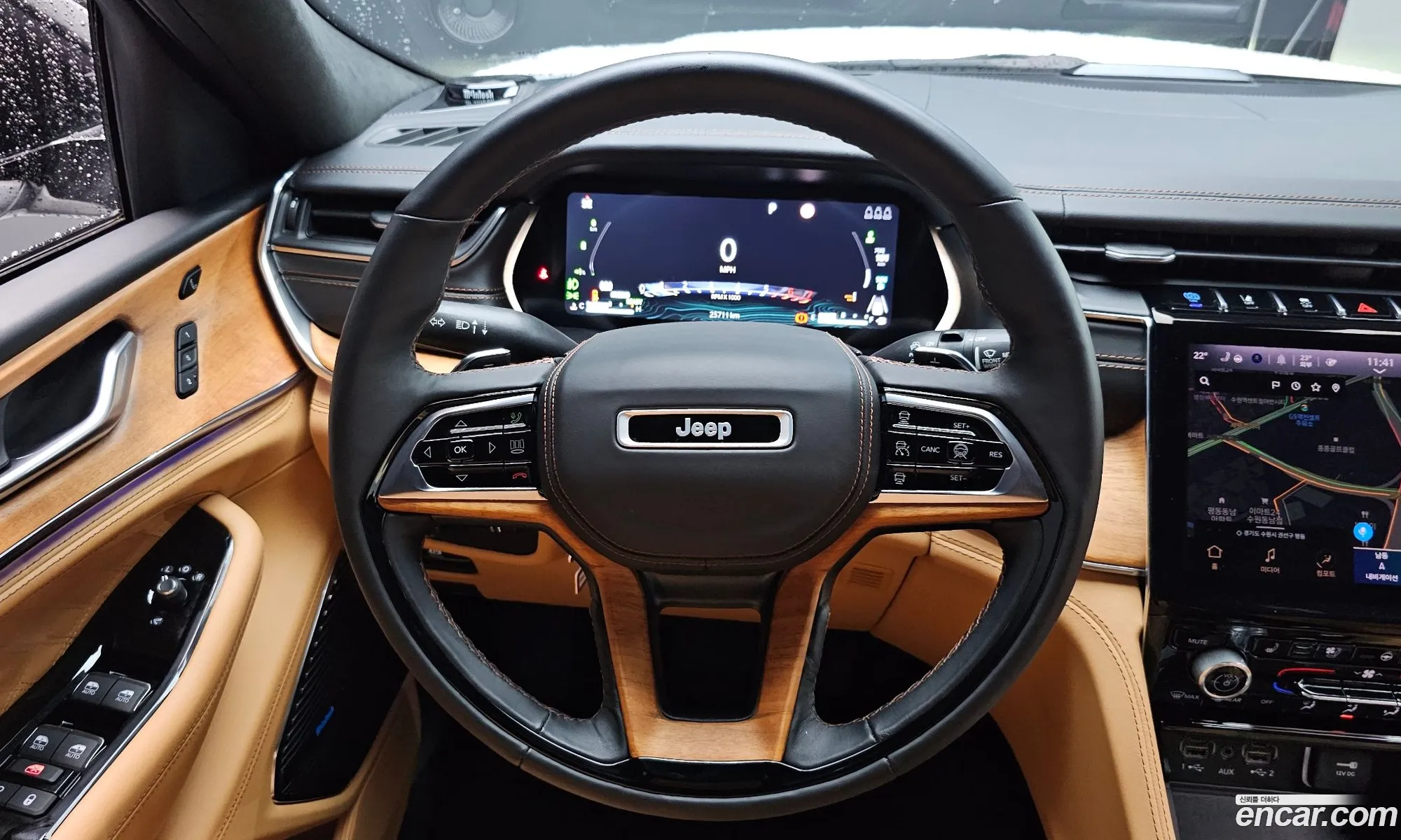Jeep Grand Cherokee 2023 — 22