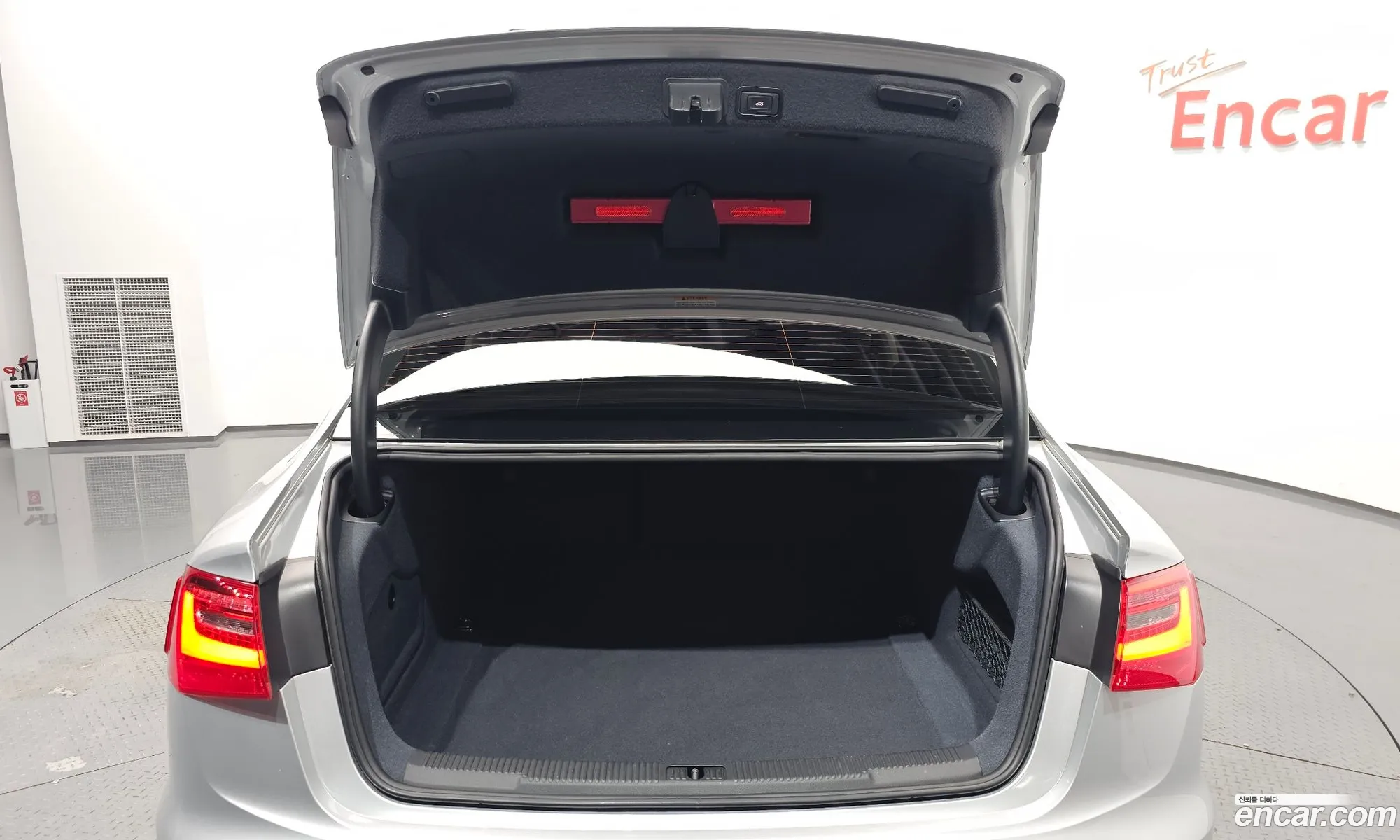 Audi A6 2014 — 24