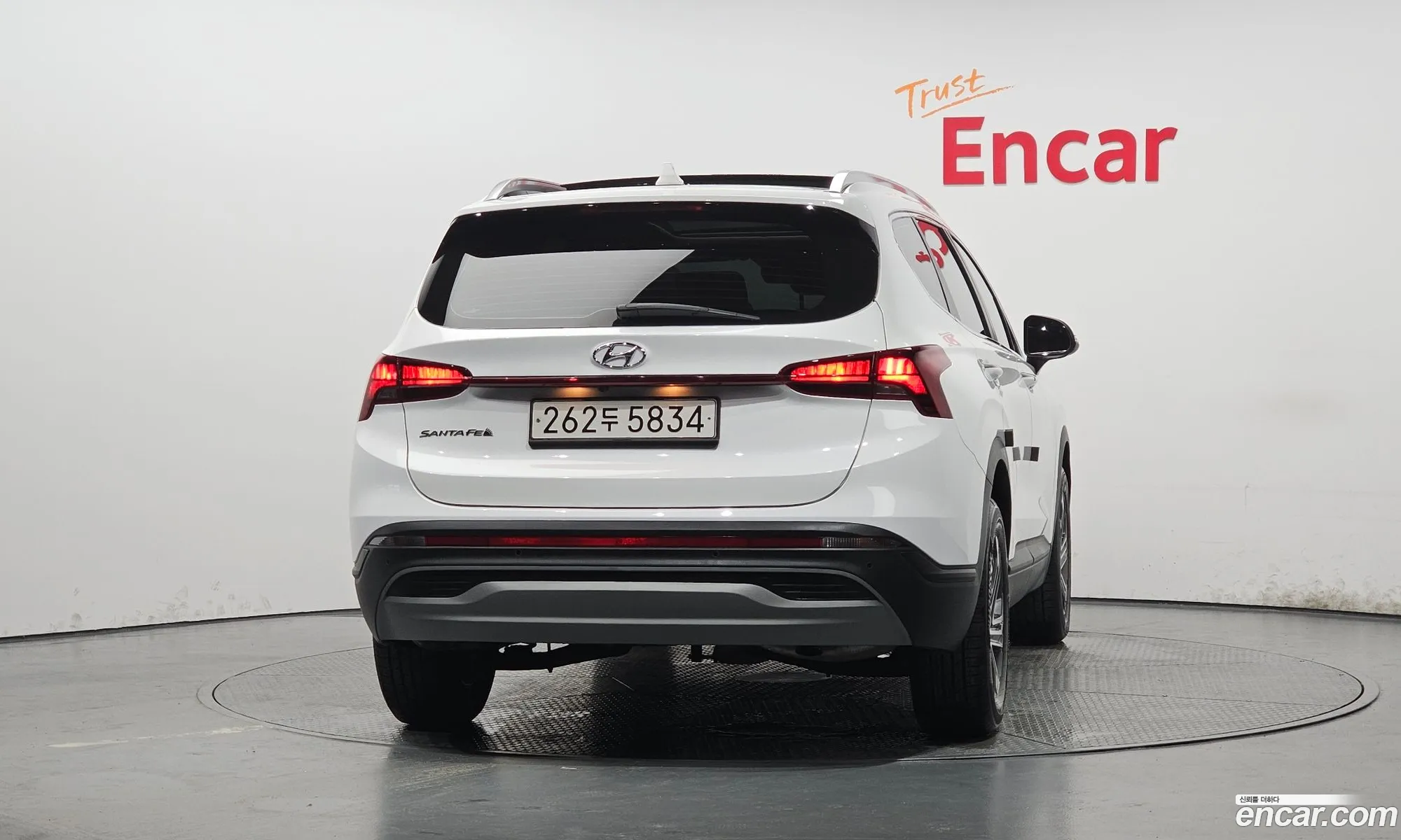 Hyundai Santa Fe 2023 — 25