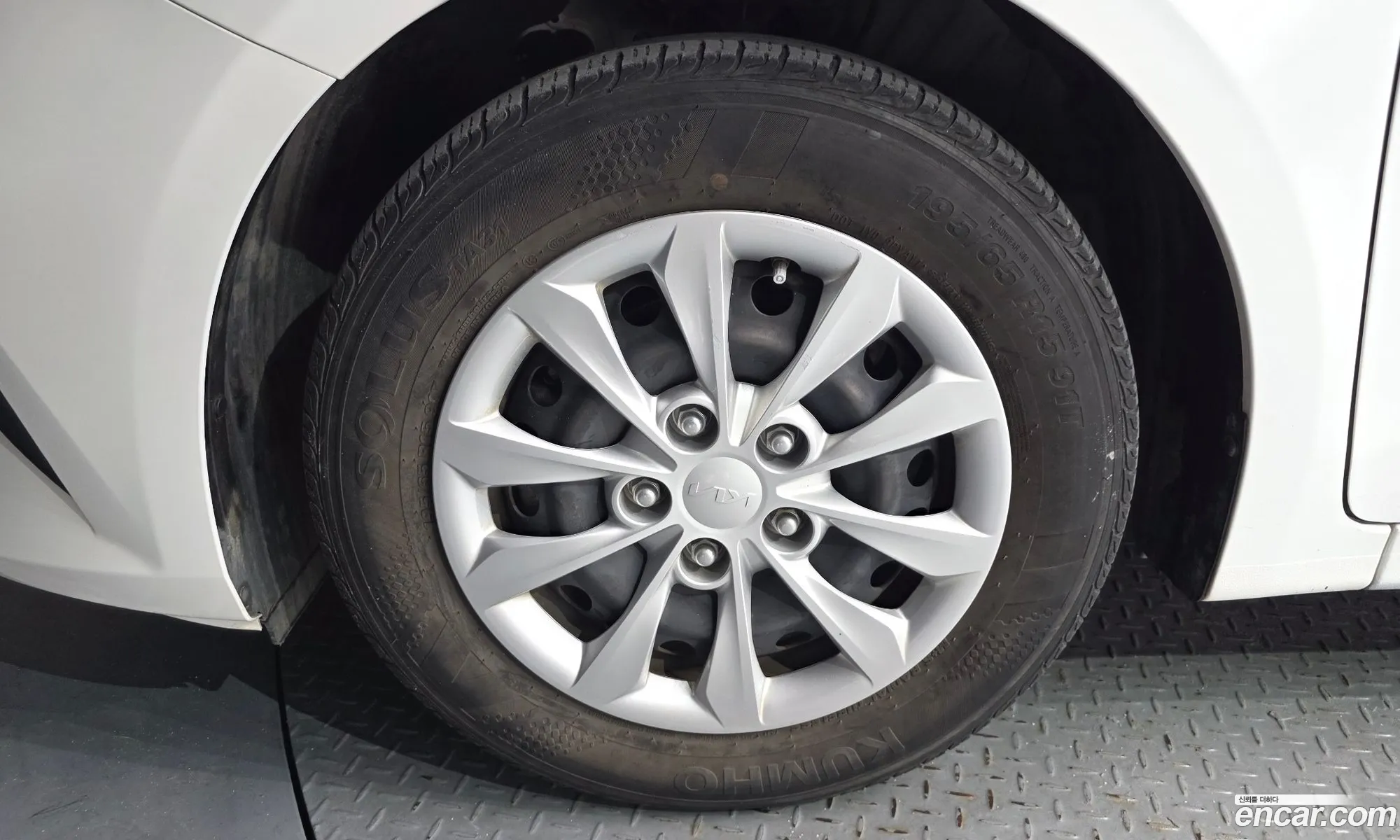 Kia K3 2022 — 7