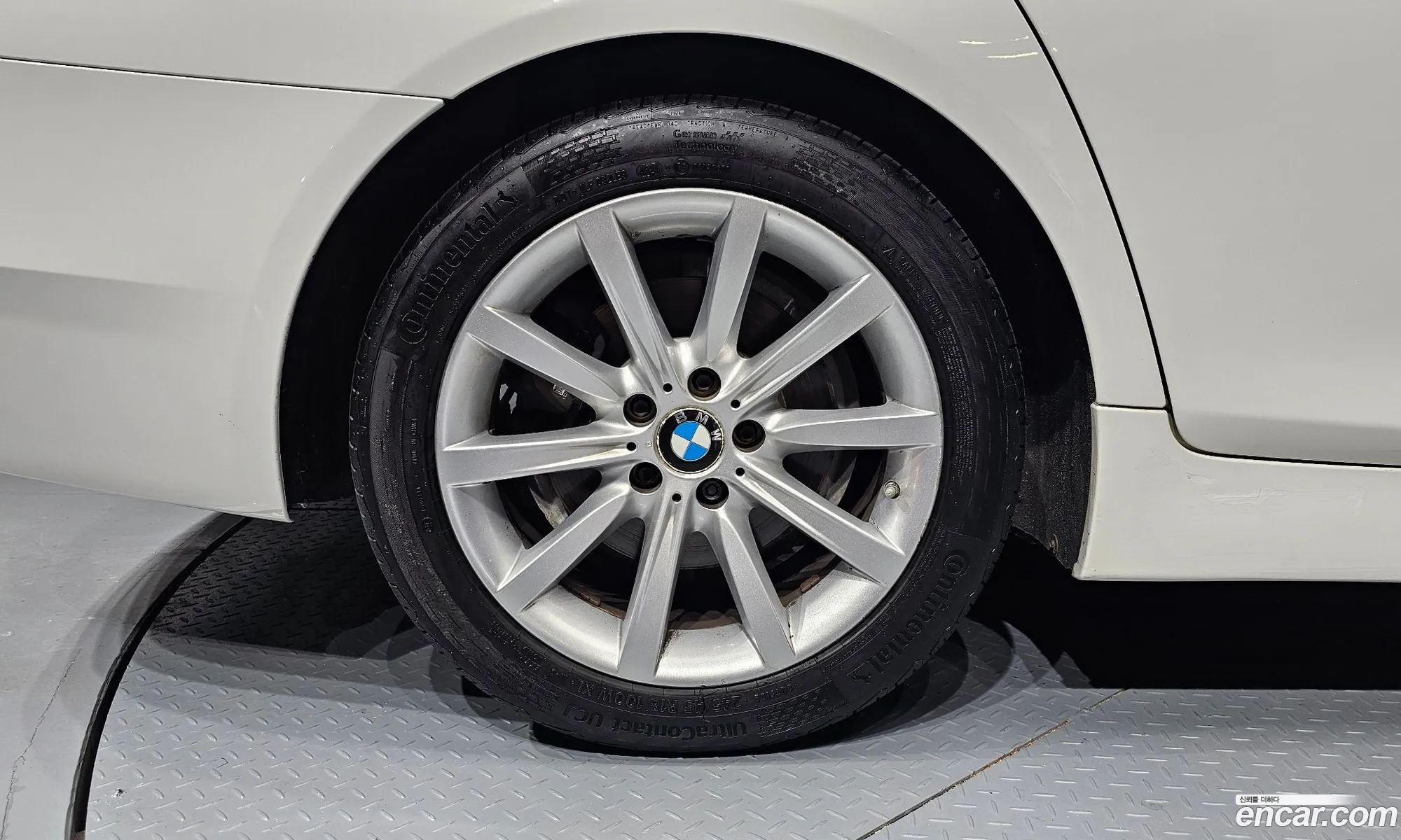 BMW 5 Series 2015 — 9