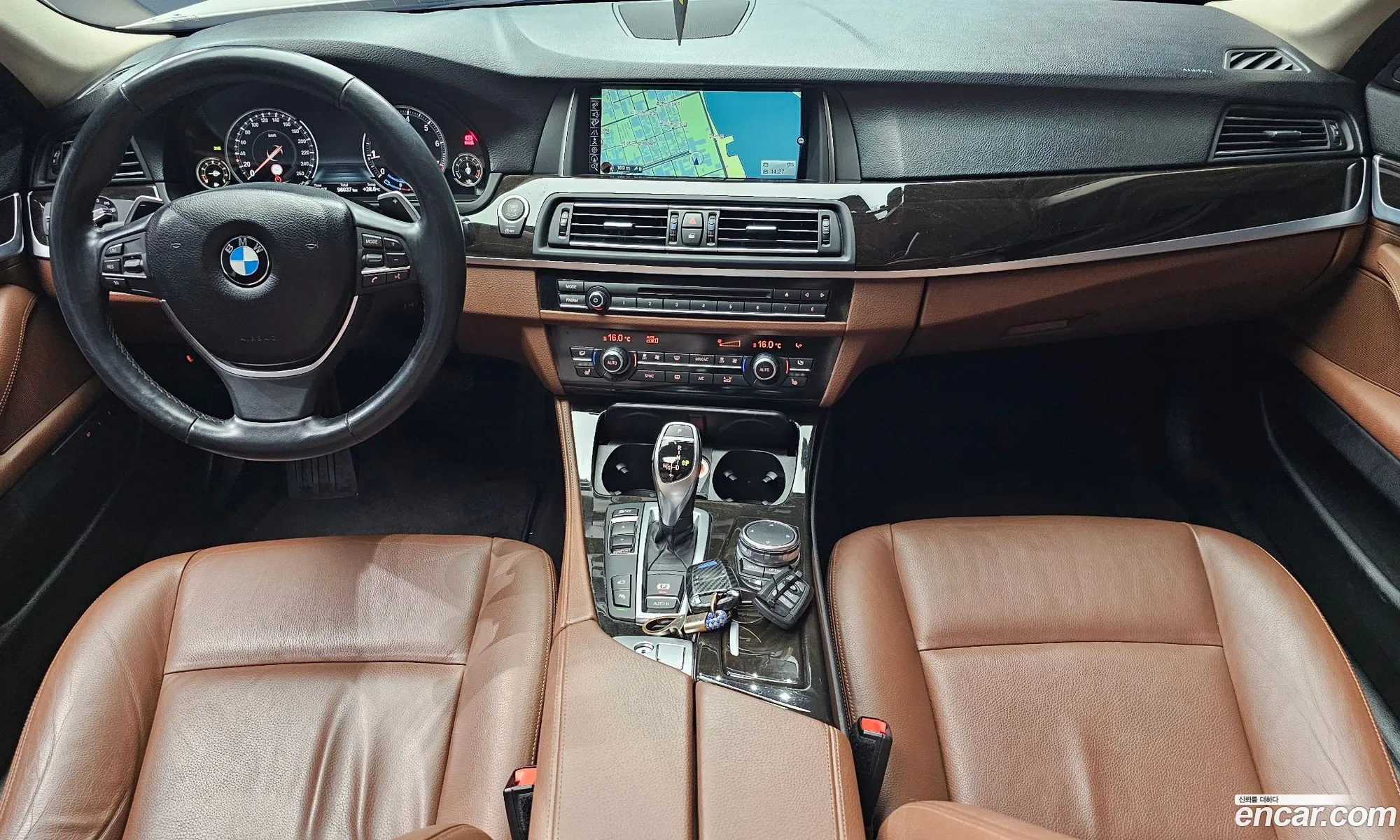 BMW 5 Series 2015 — 14