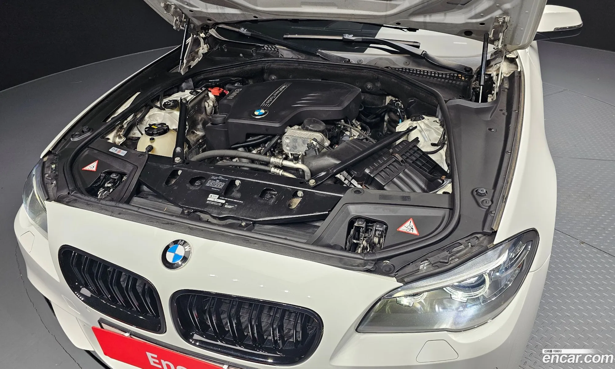BMW 5 Series 2015 — 17