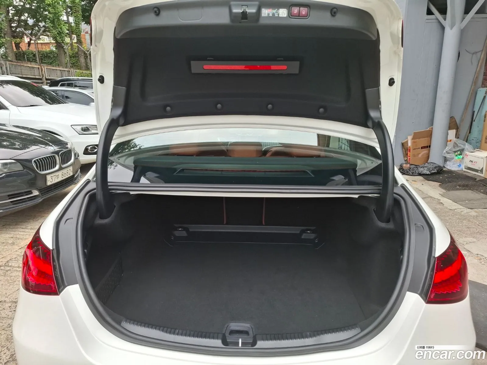 Mercedes-Benz C-Class W206 2025 — 3