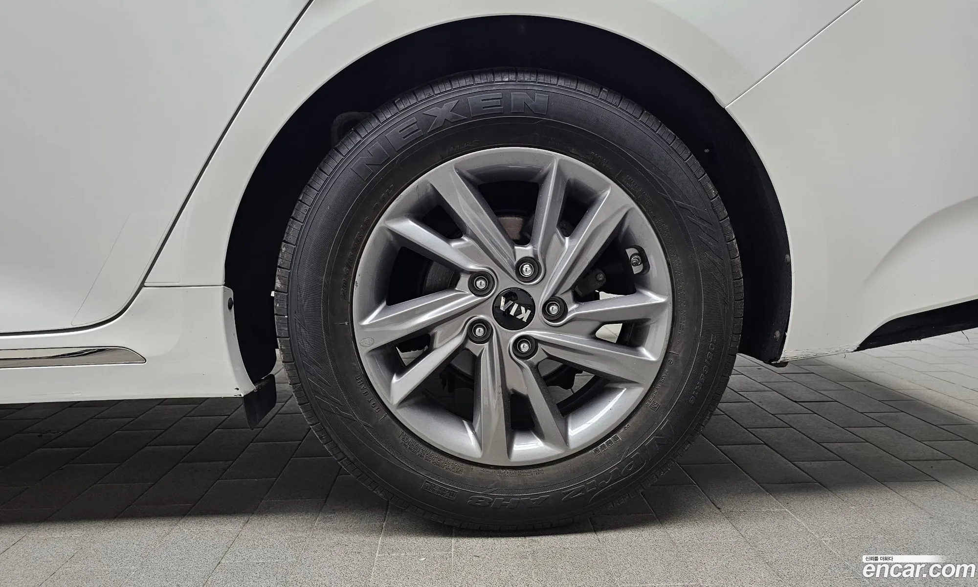 Kia K5 2019 — 22