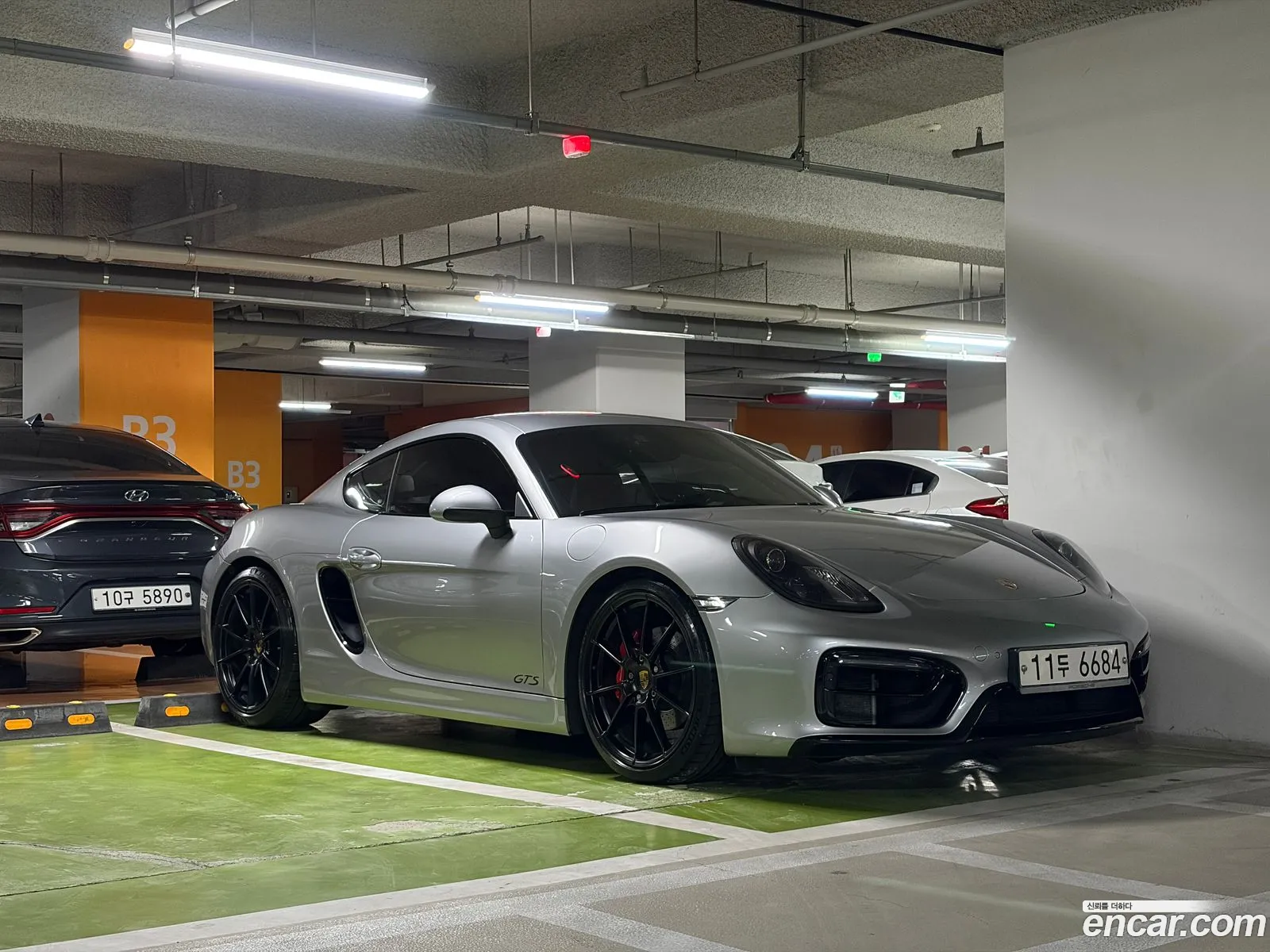 Porsche Cayman