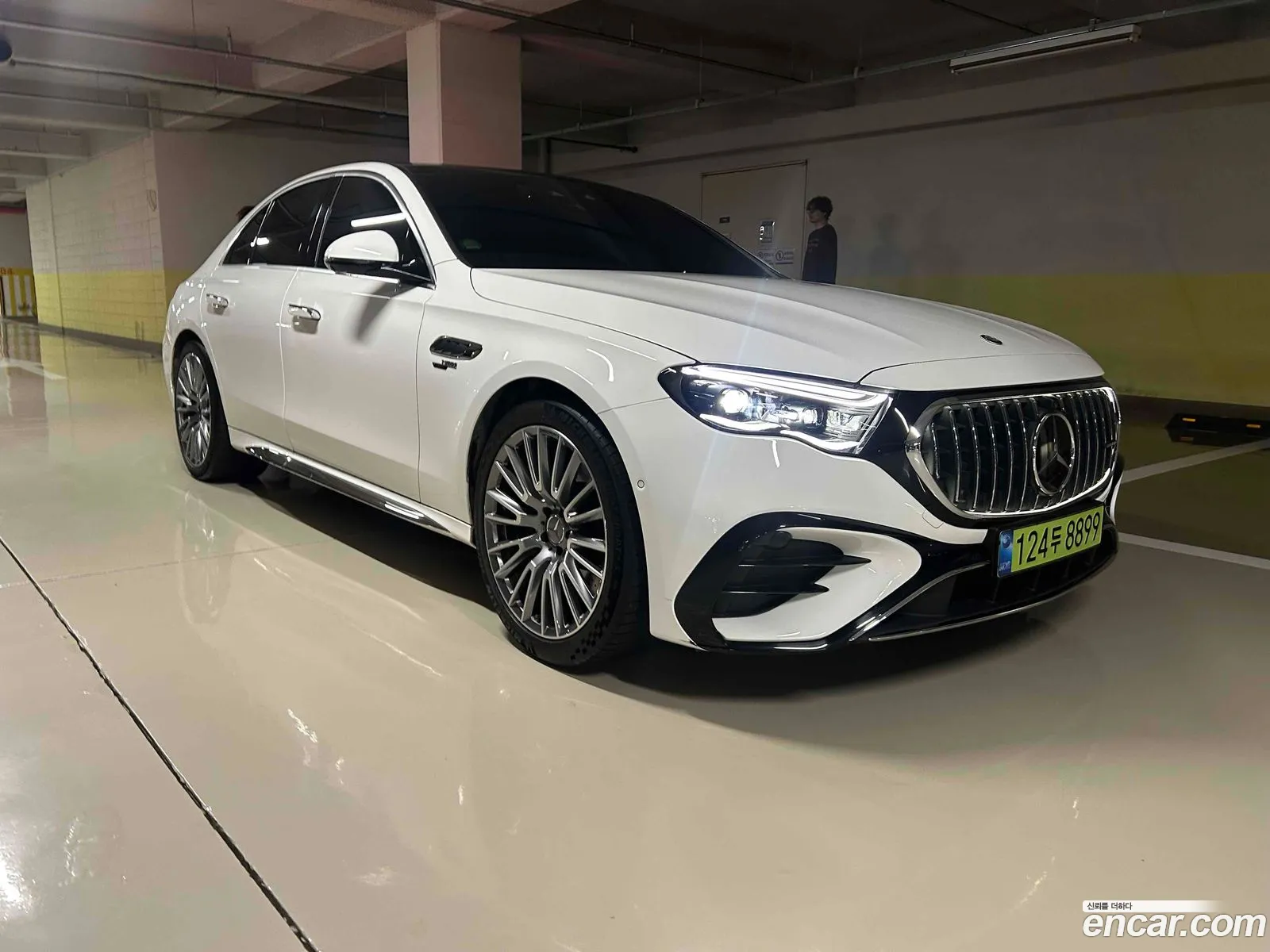 Mercedes-Benz E-Class W214 2025 — 5