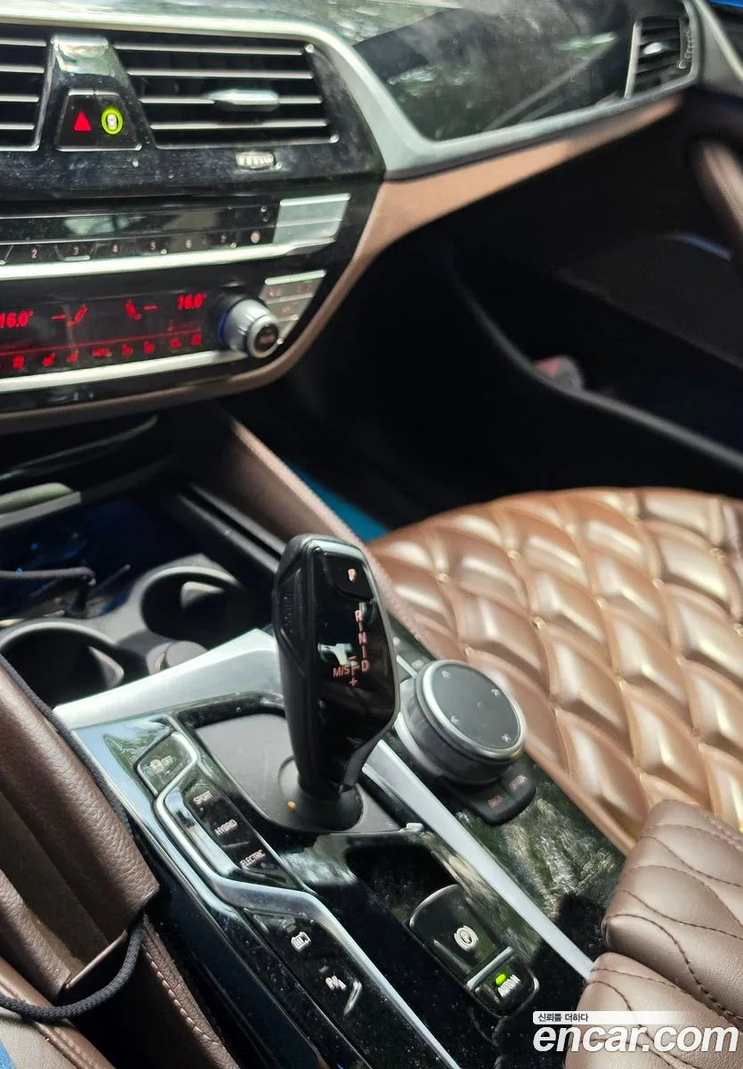 BMW 5 Series 2022 — 6
