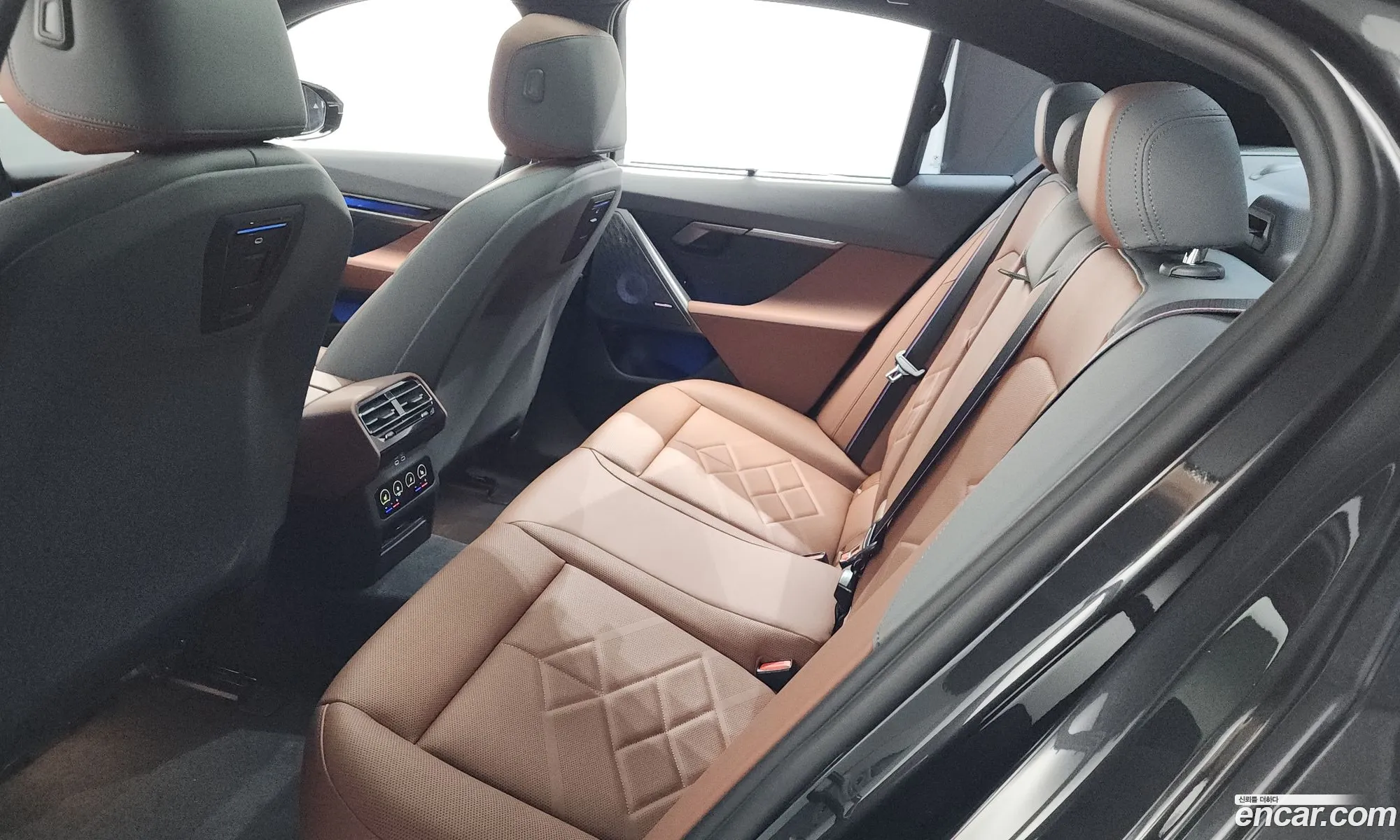 BMW 5 Series 2025 — 26