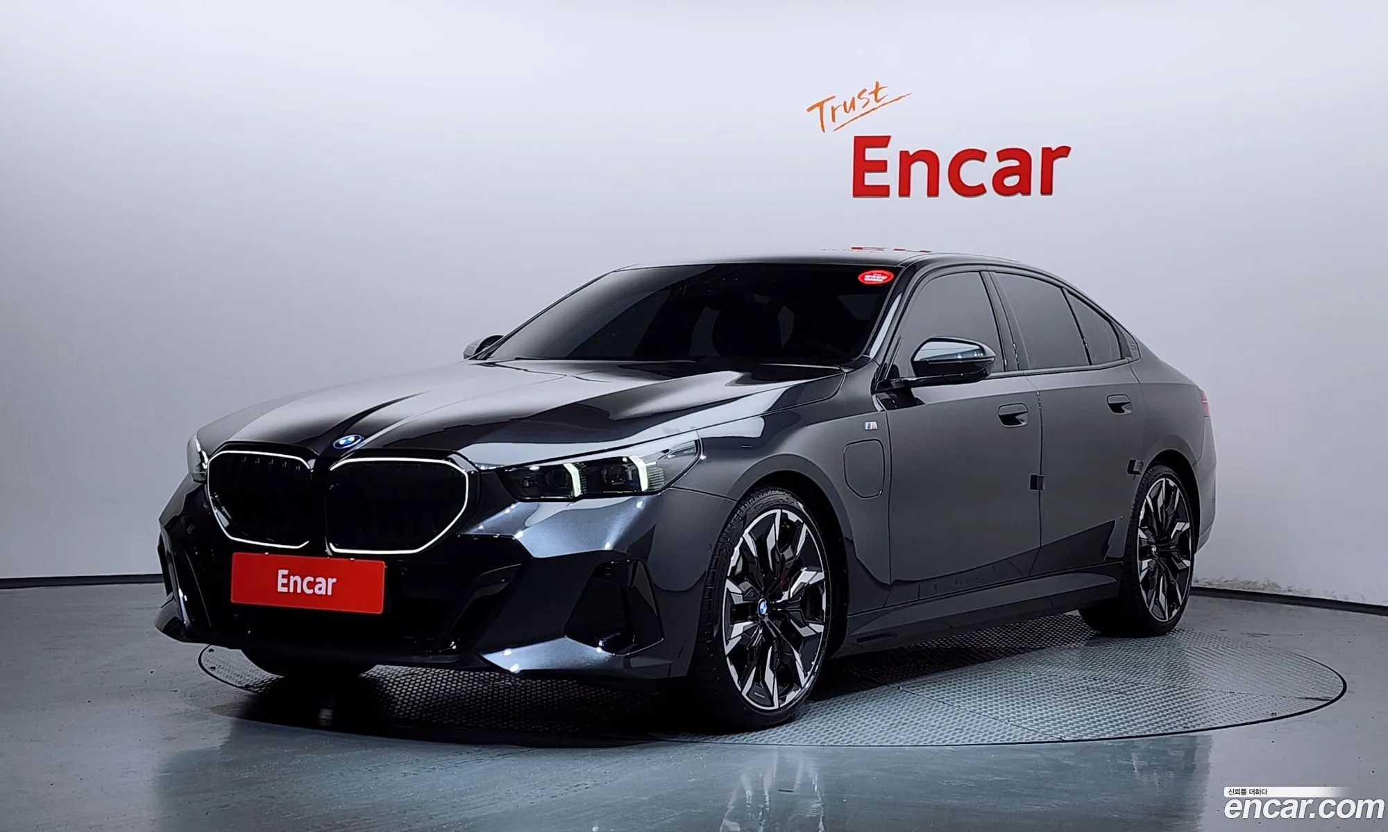 BMW 5 Series 2025 — 11
