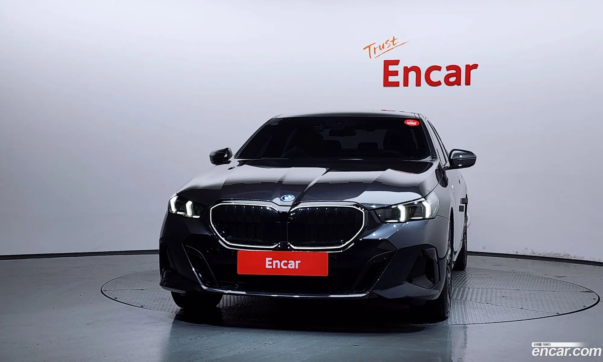 BMW 5 Series 2025 — 31