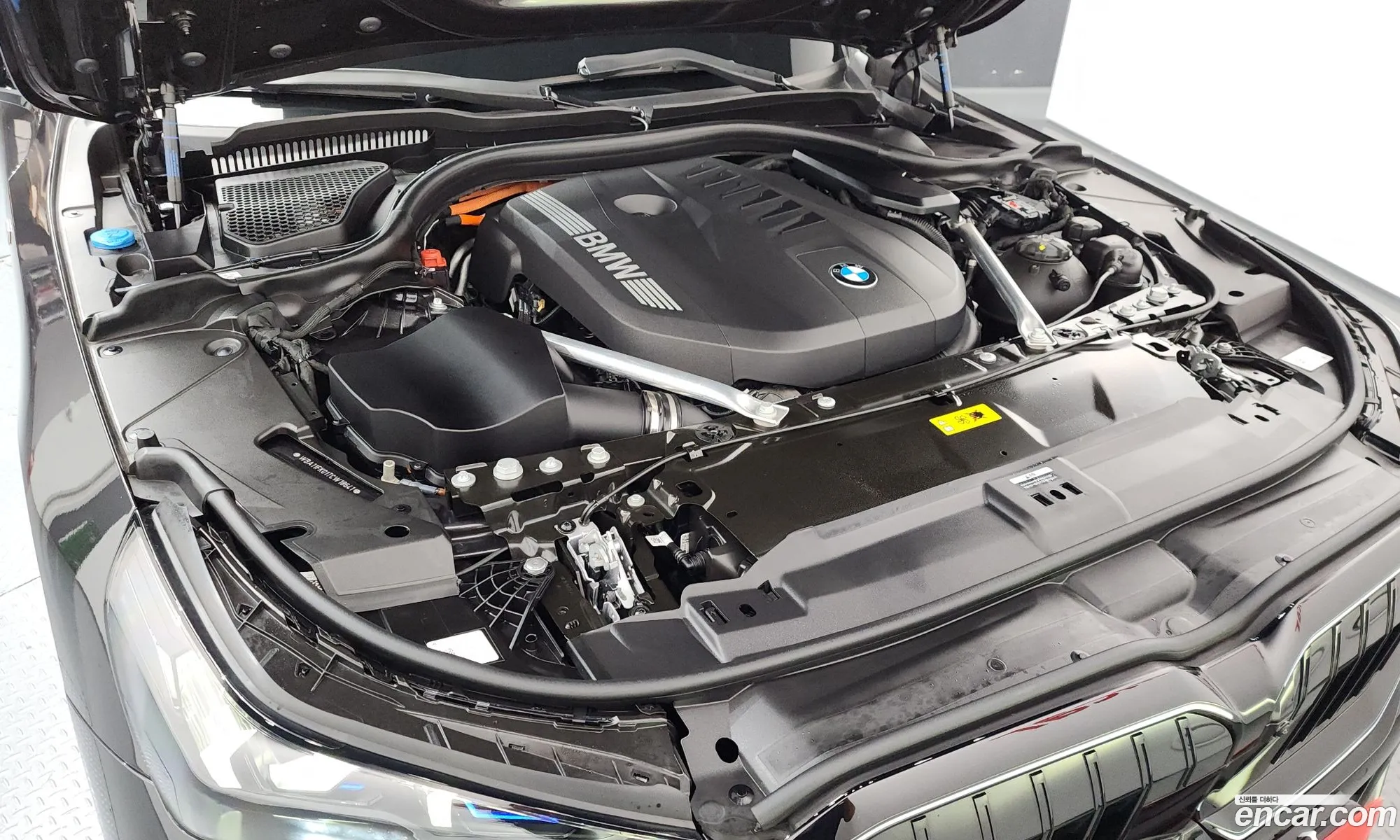 BMW 5 Series 2025 — 15