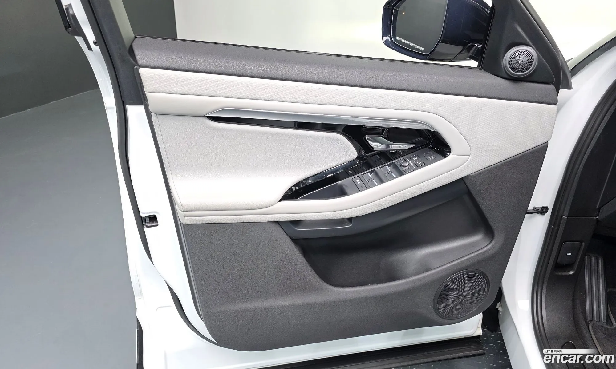 Land Rover Range Rover Evoque 2021 — 14