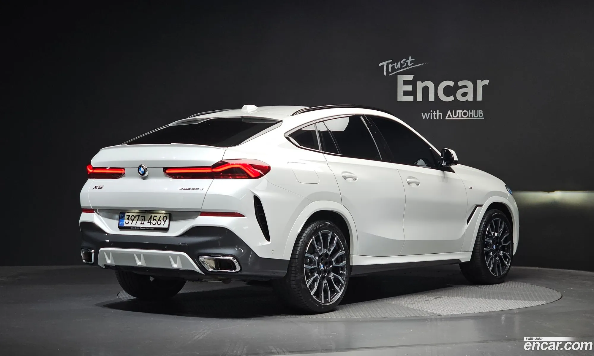 BMW X6 2025 — 18