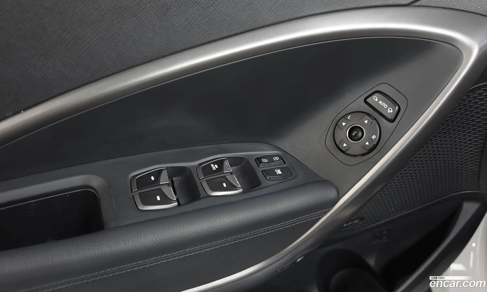 Hyundai Santa Fe DM 2014 — 14