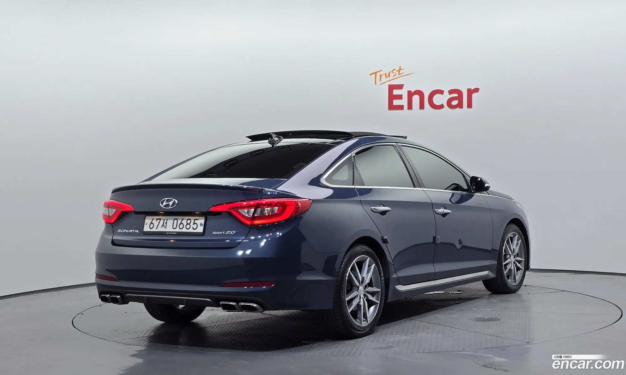 Hyundai LF Sonata 2016 — 11