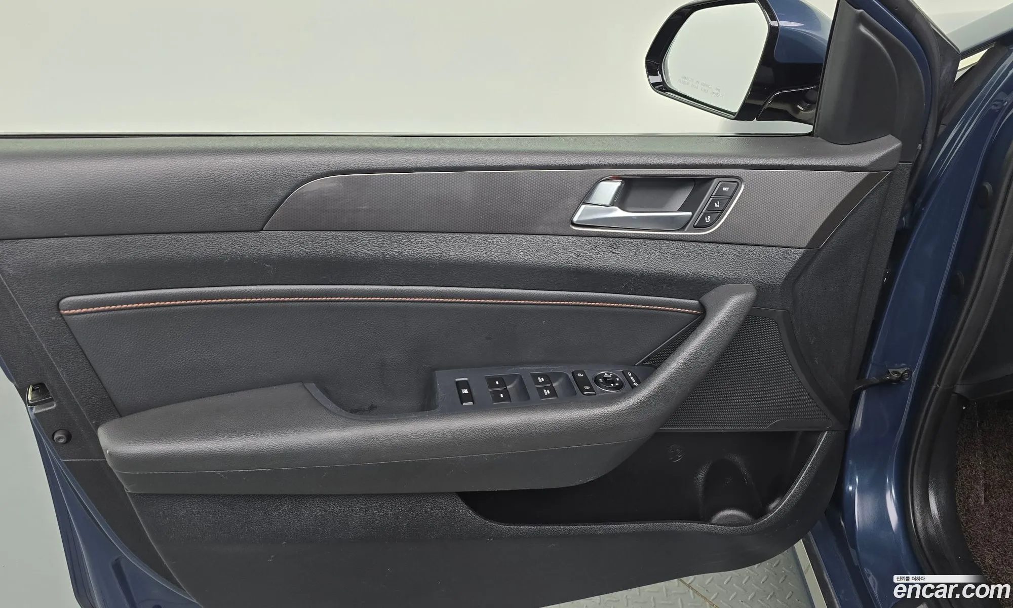 Hyundai LF Sonata 2016 — 15